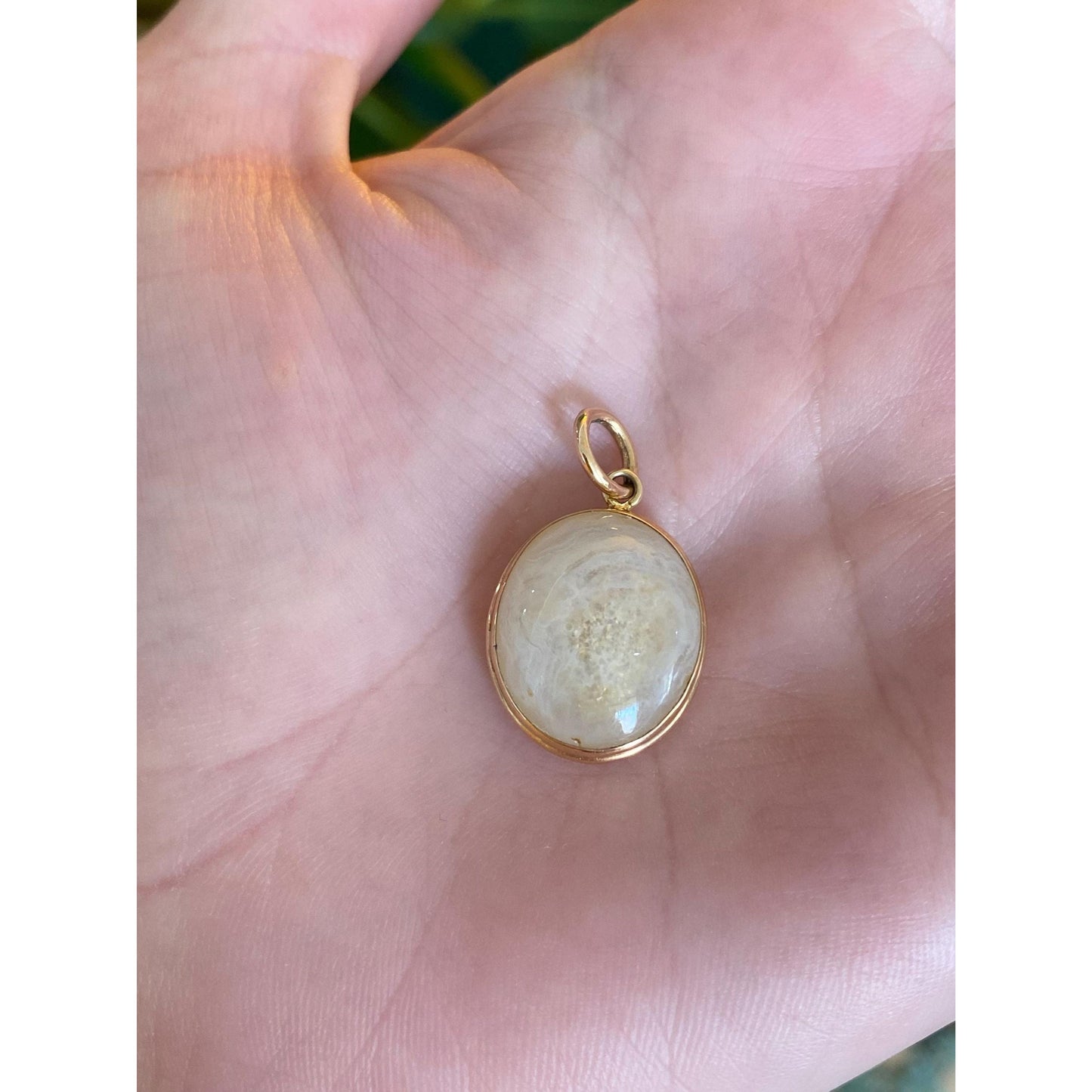 Vintage Solid 14k Yellow Gold White Agate Cabochon Charm