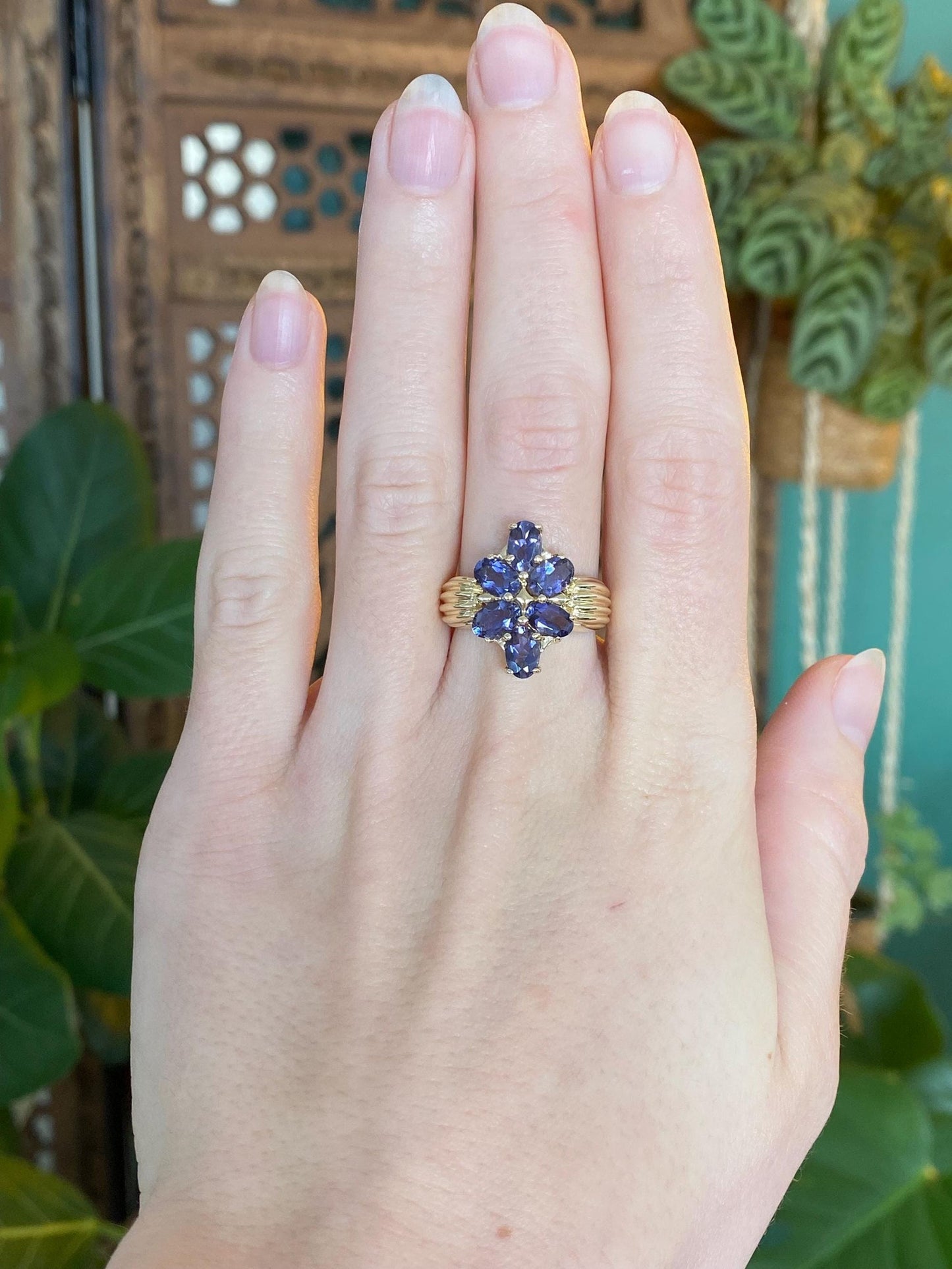 Vintage Solid 14k Yellow Gold Lilac Cubic Zirconia Cluster Ring - Size 6.75