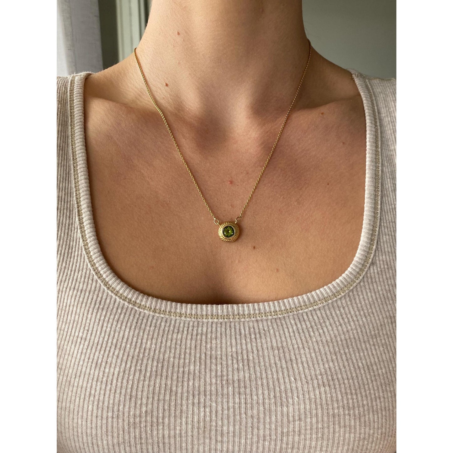 Vintage Solid 14k Yellow Gold Peridot Rolo Chain Necklace - 19 inches