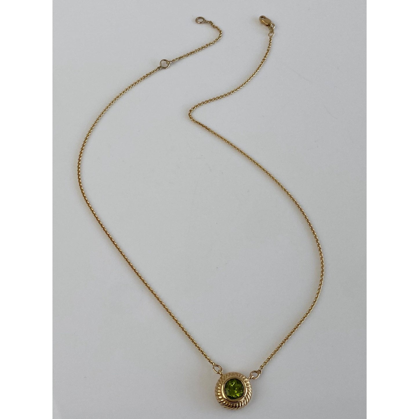Vintage Solid 14k Yellow Gold Peridot Rolo Chain Necklace - 19 inches
