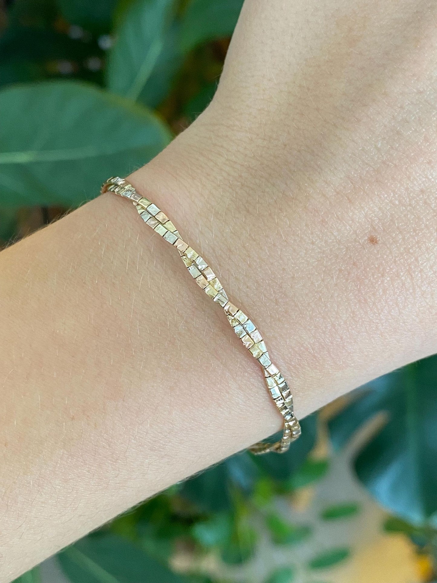 Vintage Solid 14k Tri Tone Gold Pattern Twisted Omega Chain Bracelet - 7 Inches