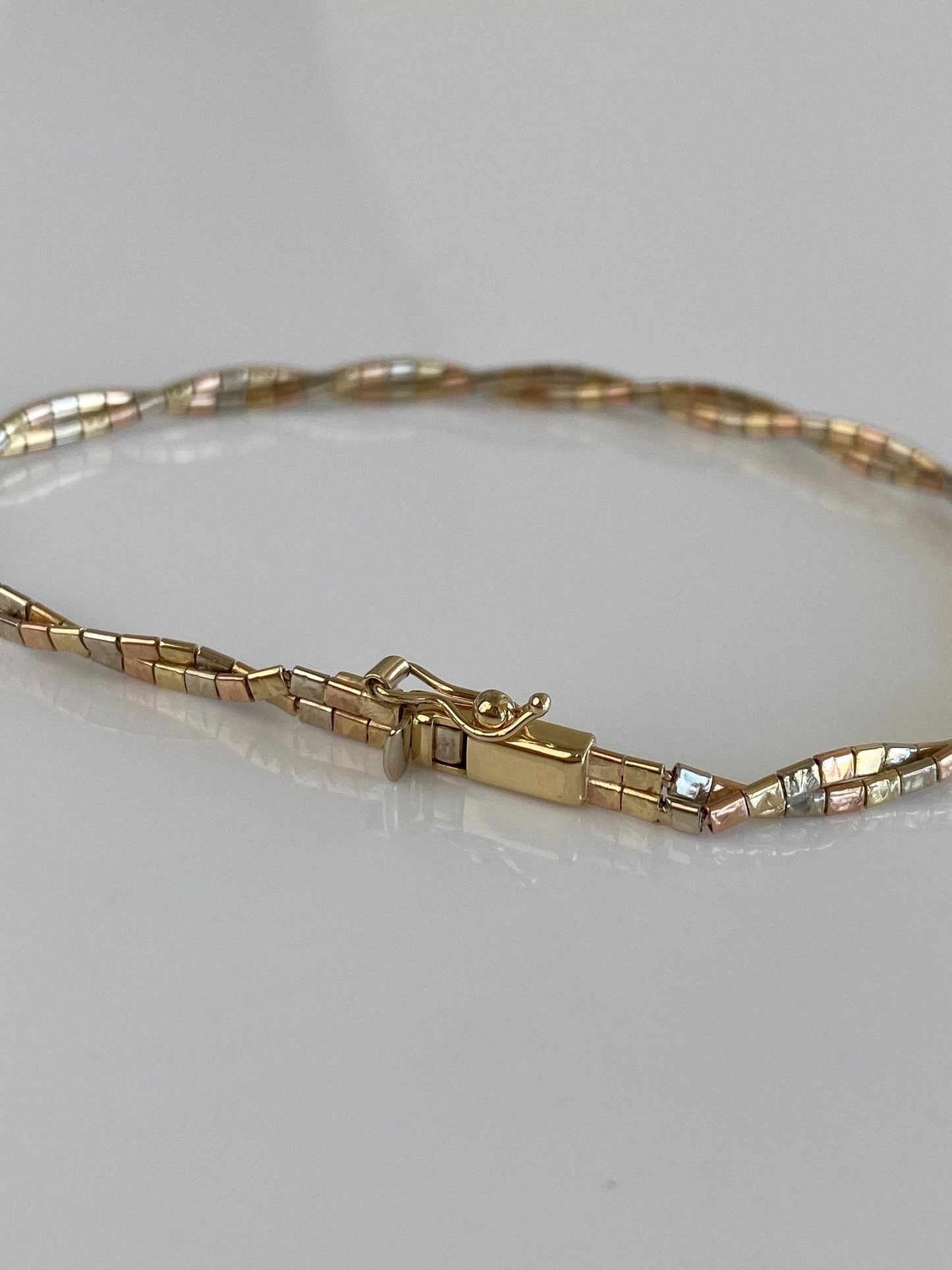 Vintage Solid 14k Tri Tone Gold Pattern Twisted Omega Chain Bracelet - 7 Inches