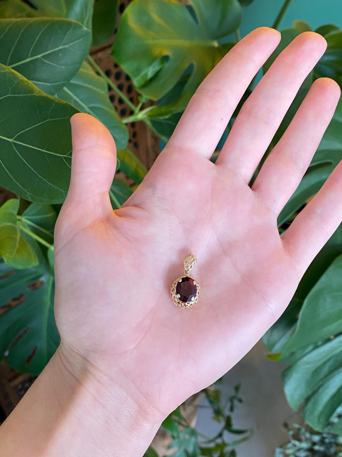 Vintage Solid 14k Yellow Gold Garnet Basketweave Texture Charm