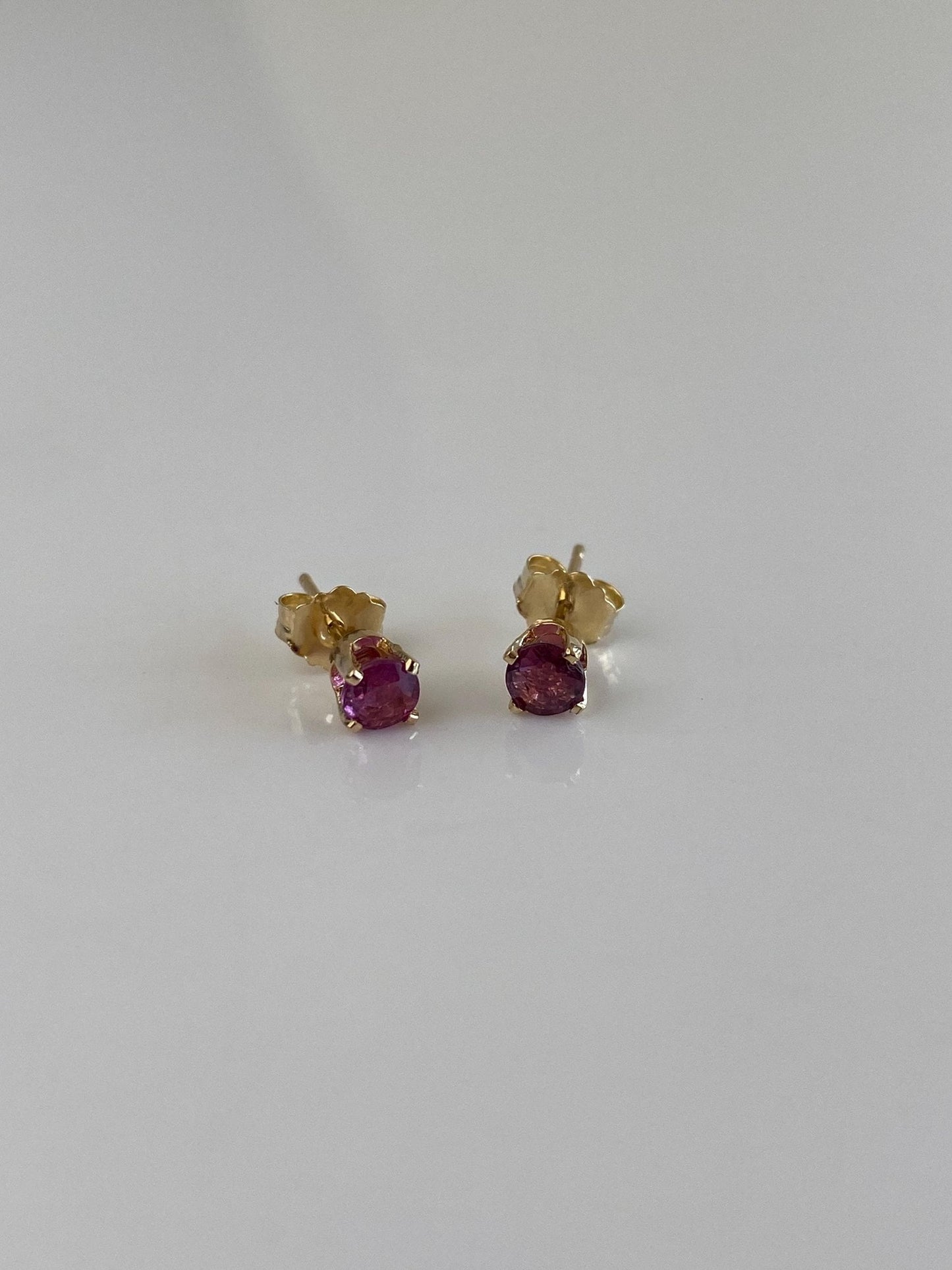 Vintage Solid 14k Yellow Gold Pink Sapphire Stud Earrings