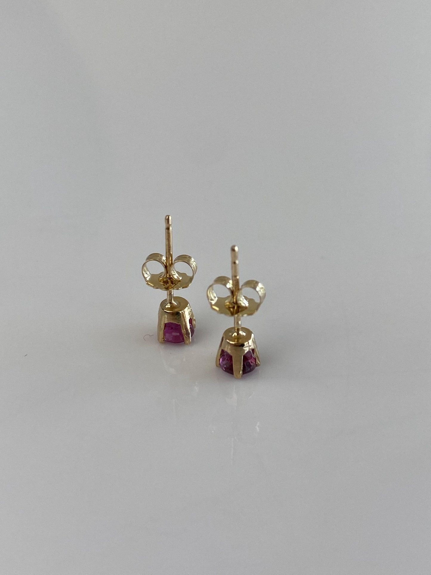 Vintage Solid 14k Yellow Gold Pink Sapphire Stud Earrings