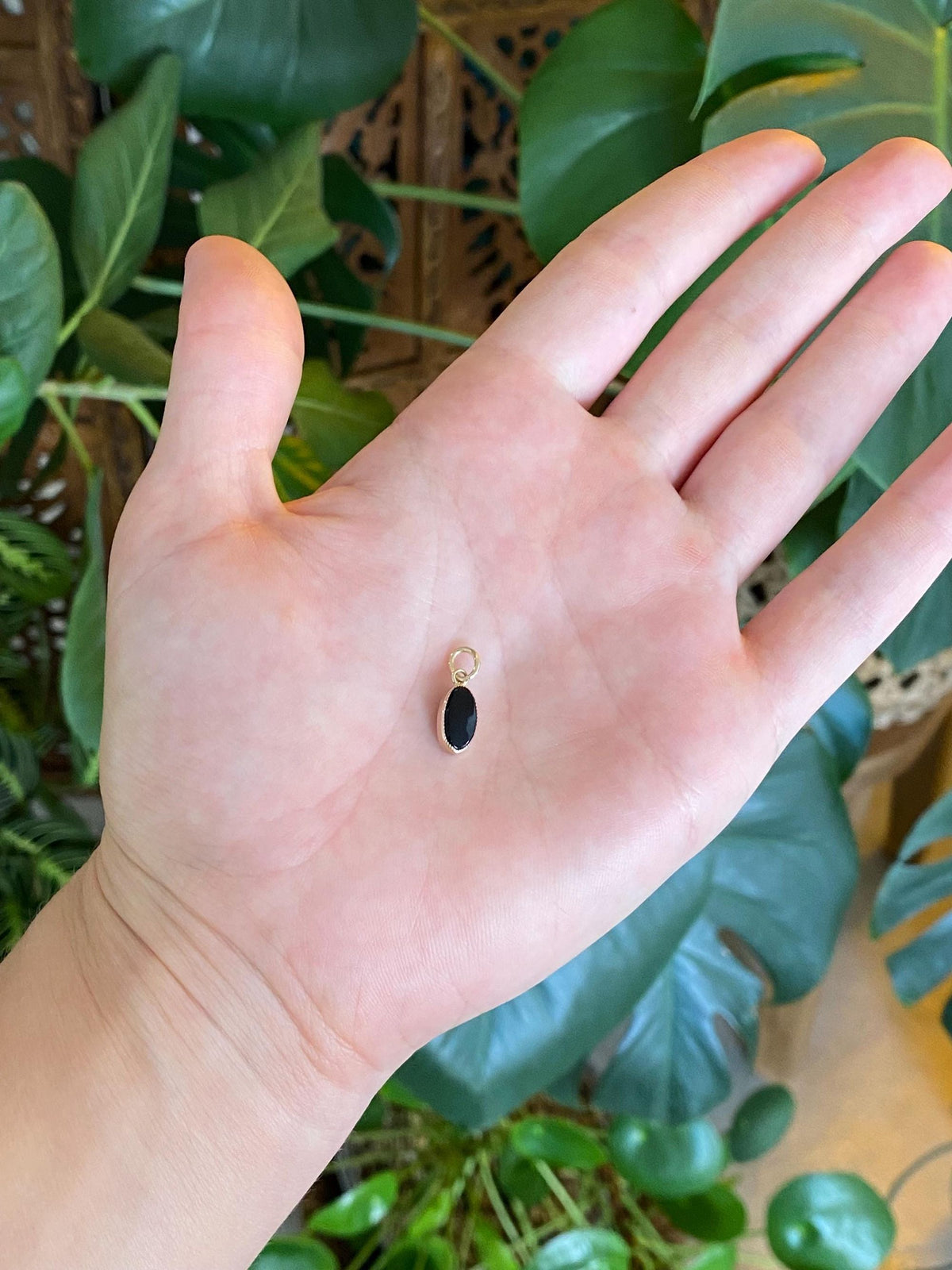 Vintage Solid 14k Yellow Gold Black Onyx Charm