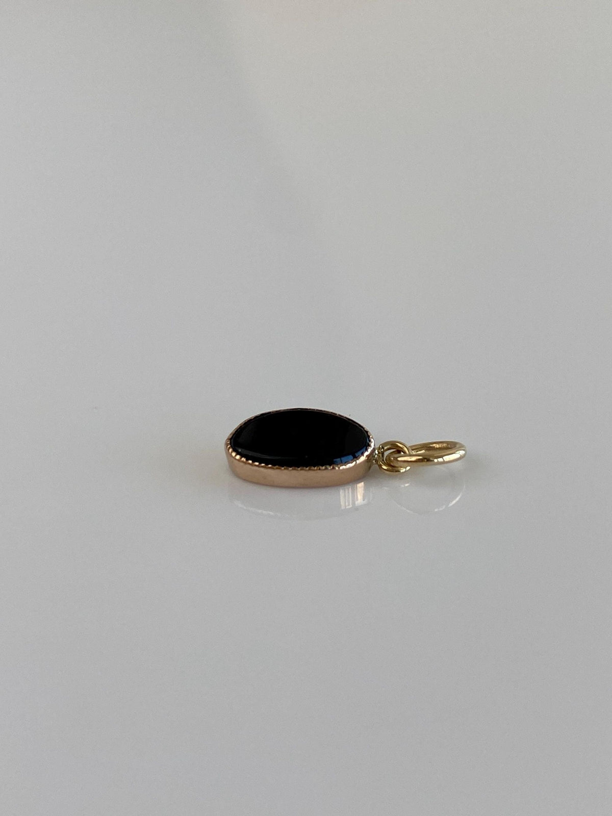 Vintage Solid 14k Yellow Gold Black Onyx Charm