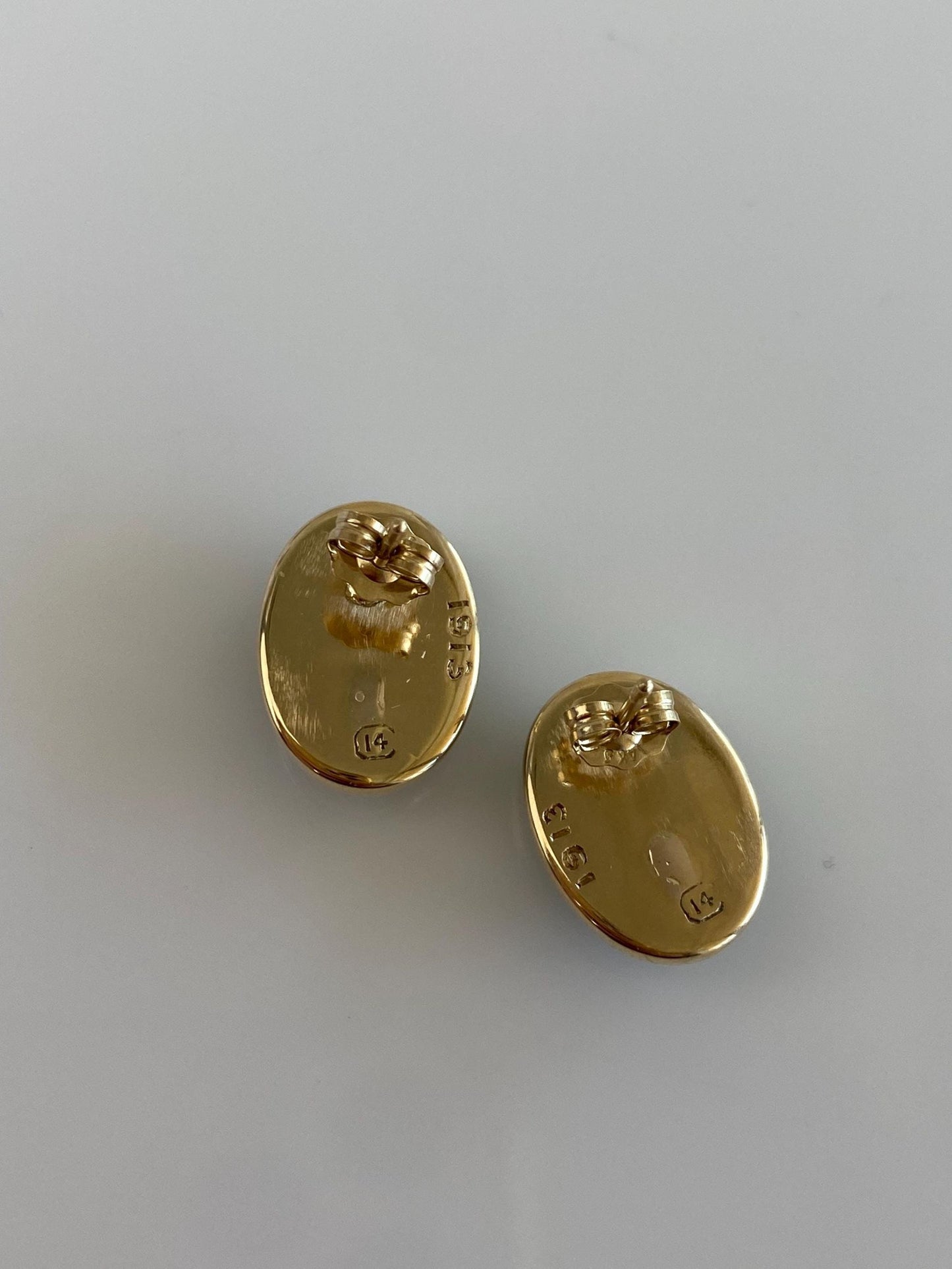 Vintage Solid 14k Yellow Gold Nephrite Drop Earrings