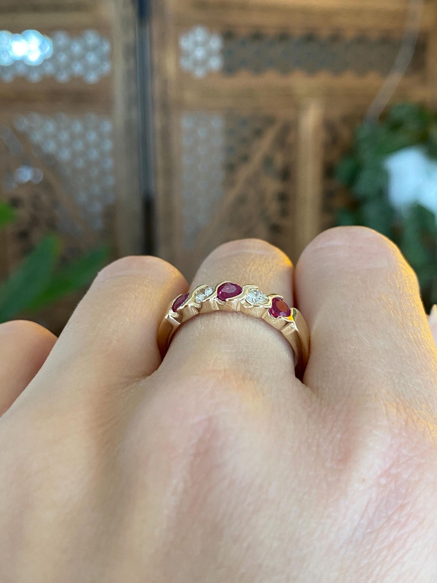 Vintage Solid 14k Yellow Gold Ruby Diamond Ring Band - Size 8.75