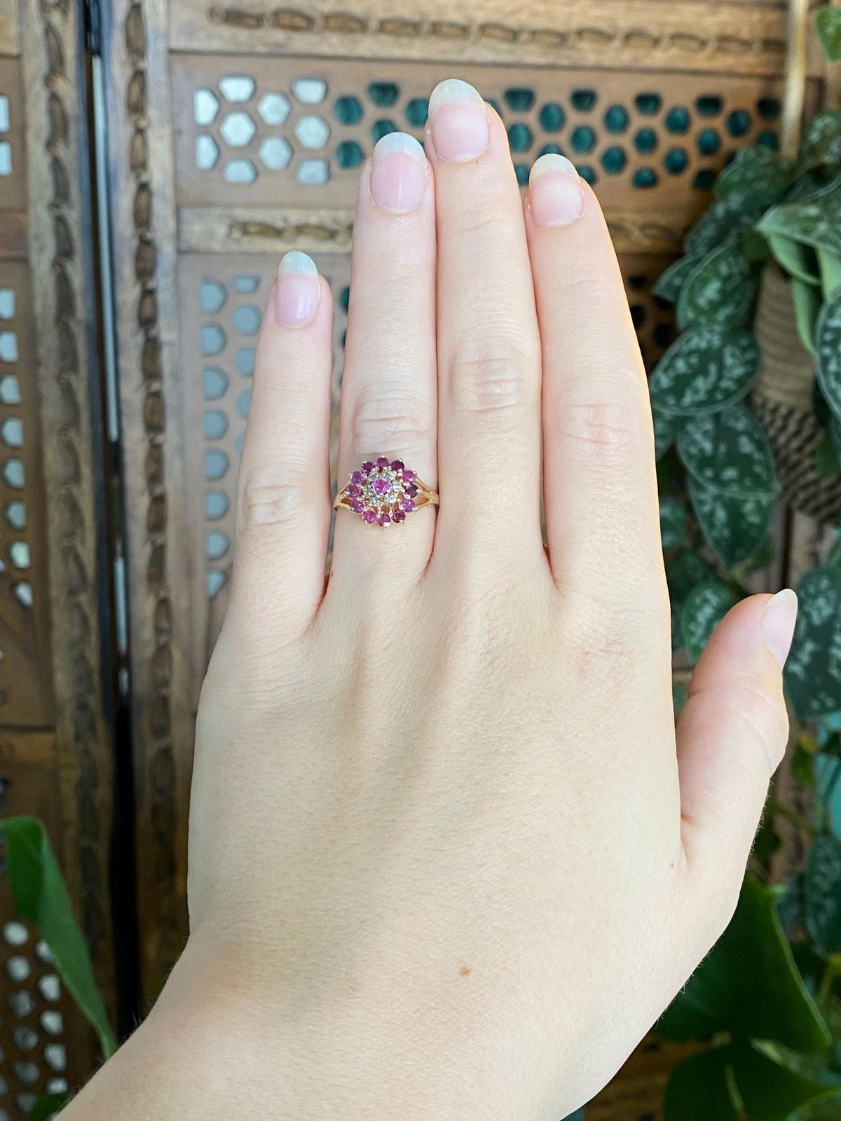 Vintage Solid 10k Yellow Gold Pink Sapphire Diamonds Cluster Ring - Size 6.25