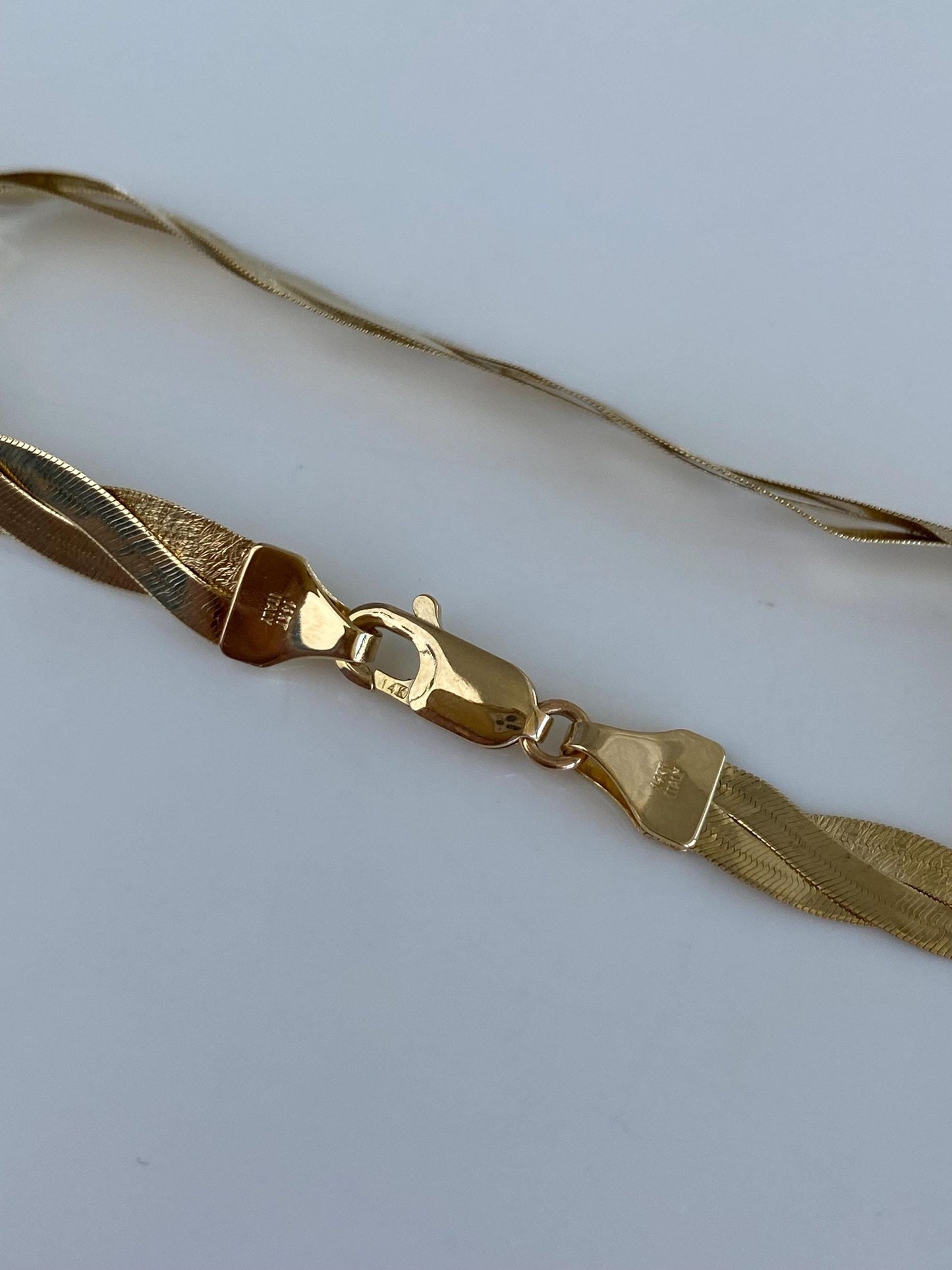 Vintage Solid 14k Yellow Gold Twisted Herringbone Chain Bracelet - 7 inches