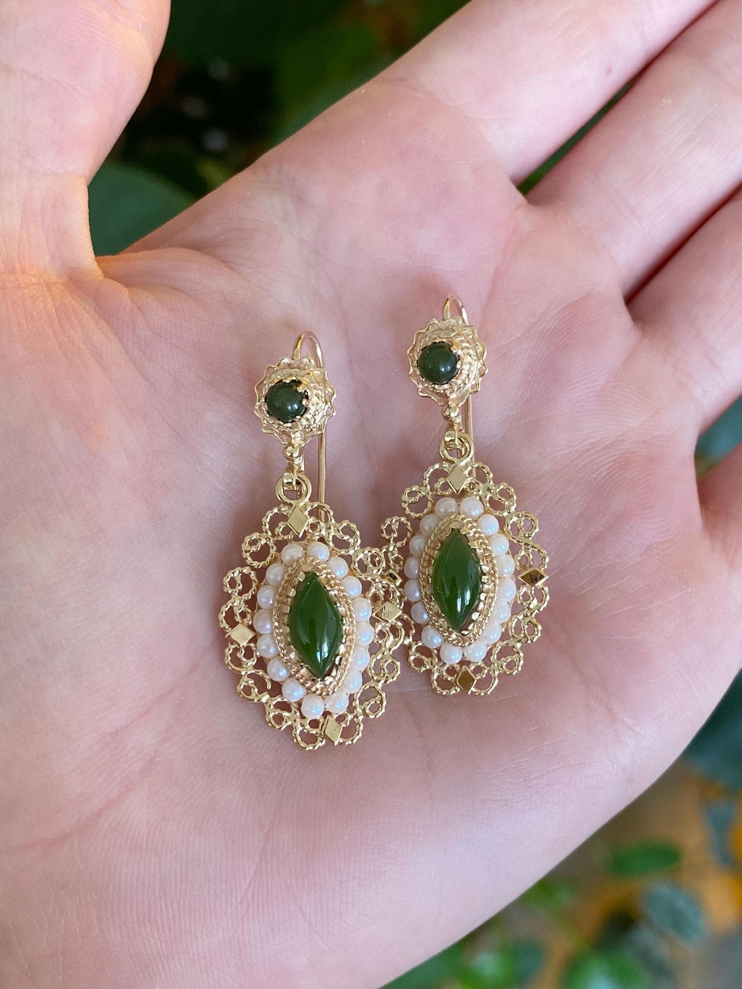 Vintage Solid 14k Yellow Gold Pearl Halo Nephrite Filigree Dangle Earrings