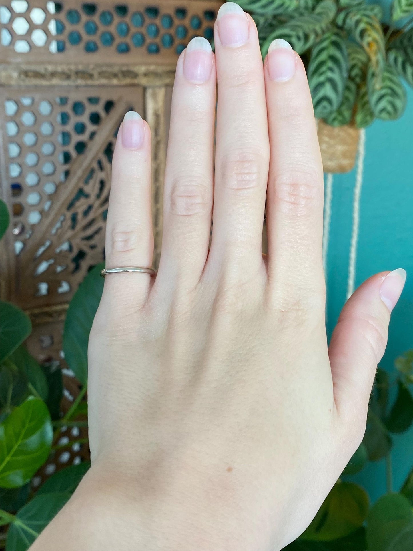 Vintage Solid 14k White Gold Slim Ring Band - Size 4.25