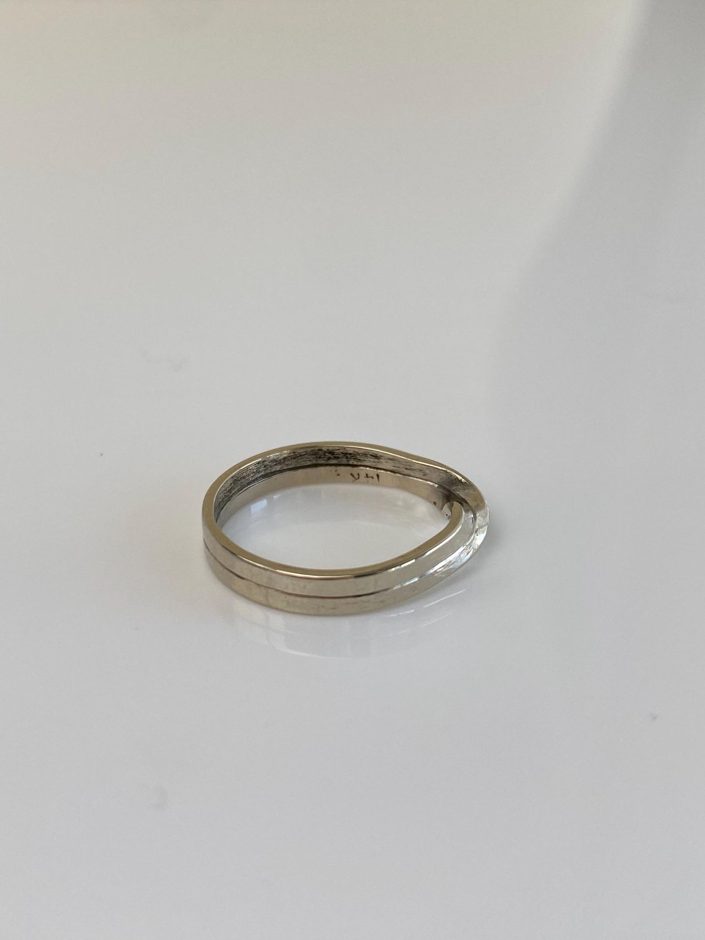 Vintage Solid 14k White Gold Twist Ring Band - Size 4.5