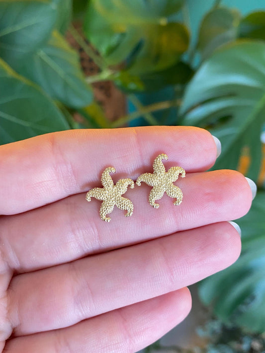 Vintage Solid 14k Yellow Gold Starfish Stud Earrings
