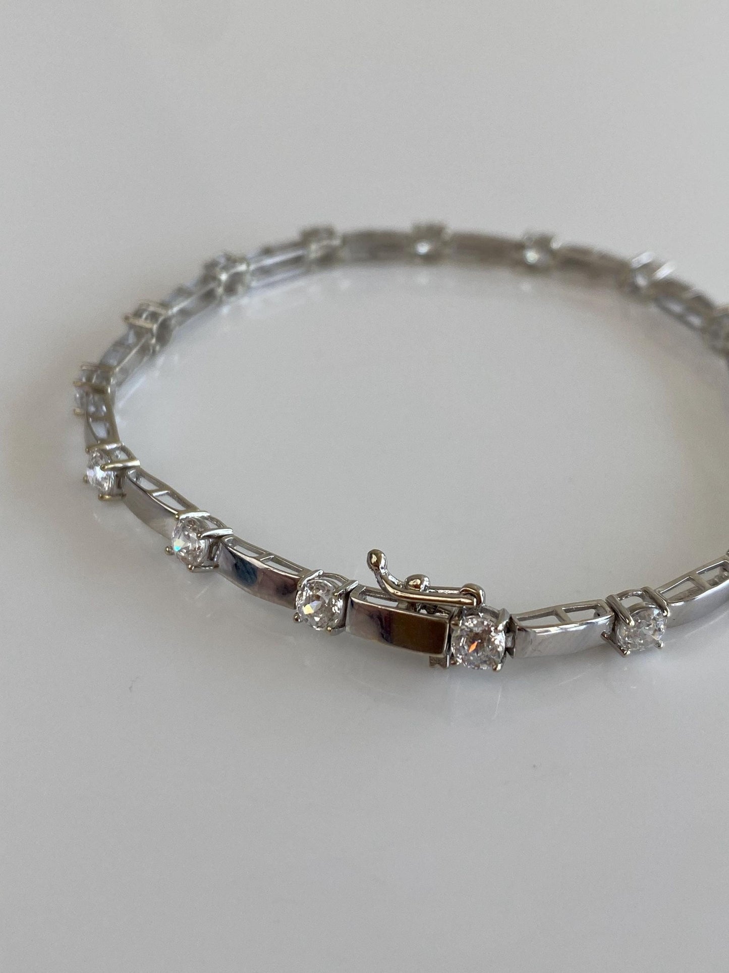 Solid 14k White Gold Clear Cubic Zirconia Link Bracelet - 7 inches