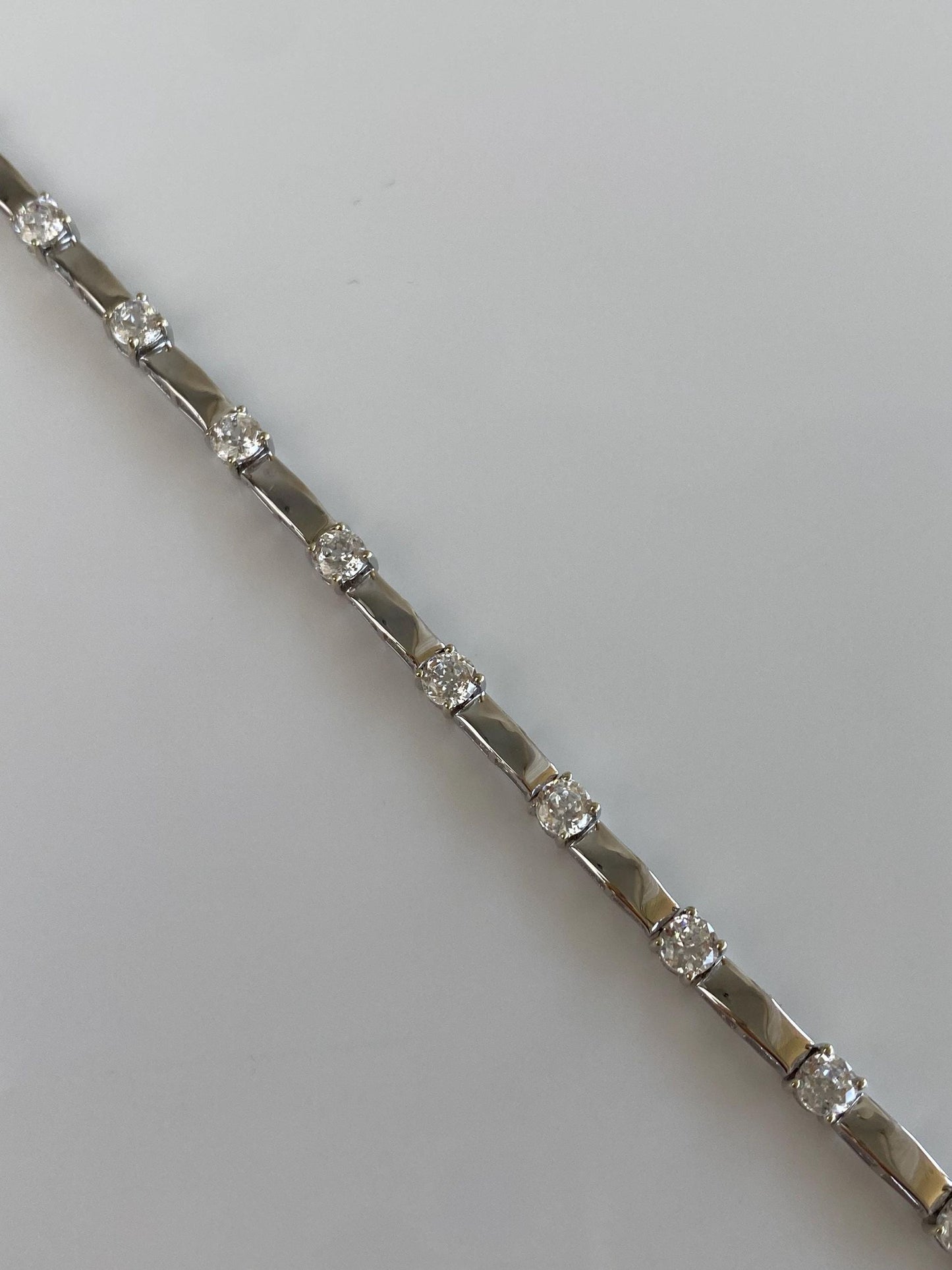 Solid 14k White Gold Clear Cubic Zirconia Link Bracelet - 7 inches
