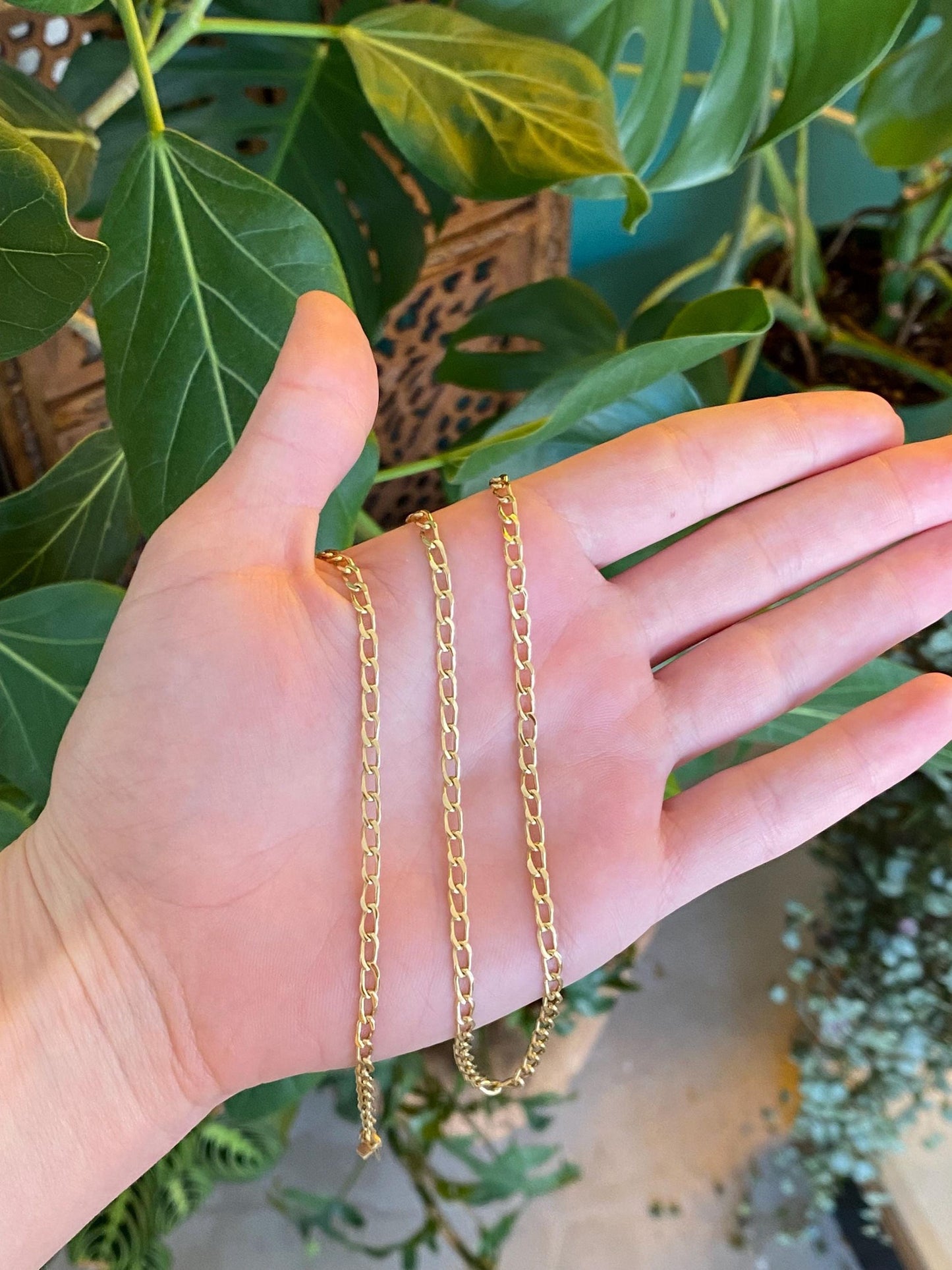 Vintage Solid 18k Yellow Gold Elongated Curb Chain Necklace - 21.5 inches