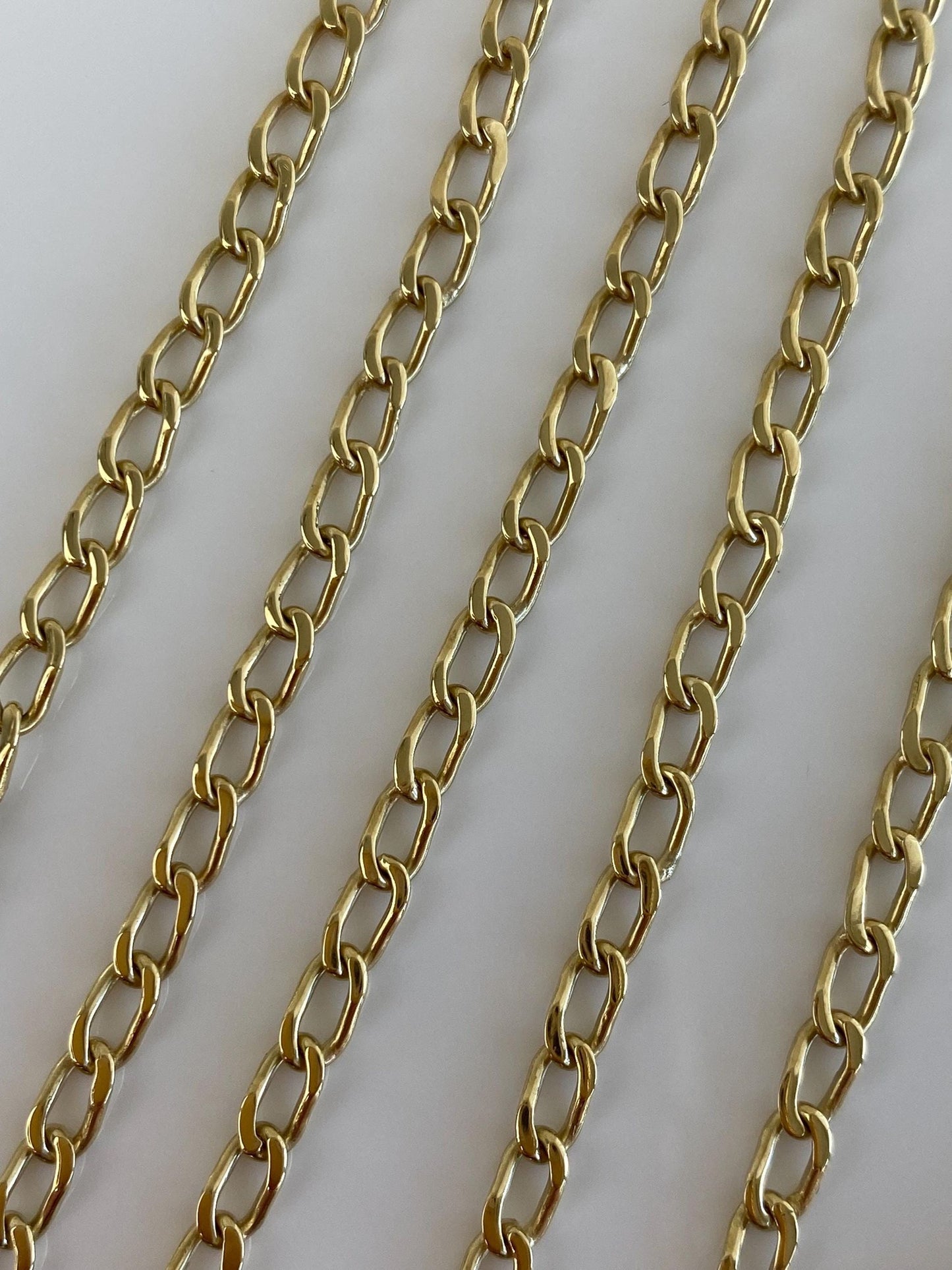 Vintage Solid 18k Yellow Gold Elongated Curb Chain Necklace - 21.5 inches