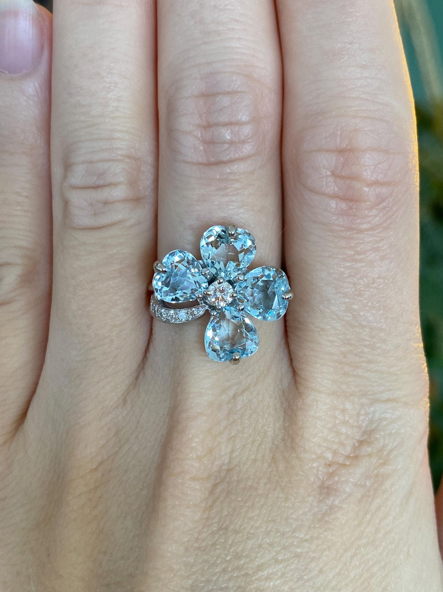 Vintage Solid 14k White Gold Aquamarine Diamond Clover Ring - Size 7