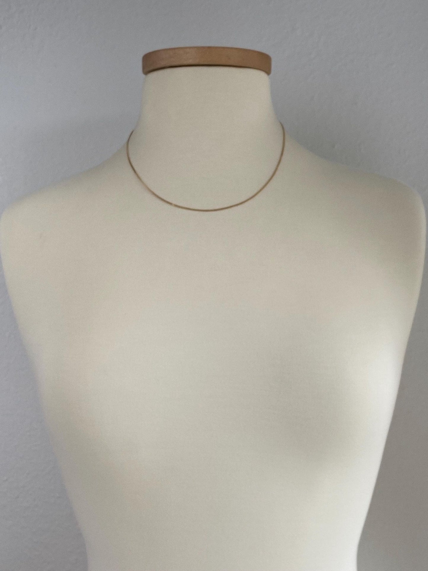 Vintage Solid 14k Yellow Gold Tight Curb Chain Necklace - 18.75 inches