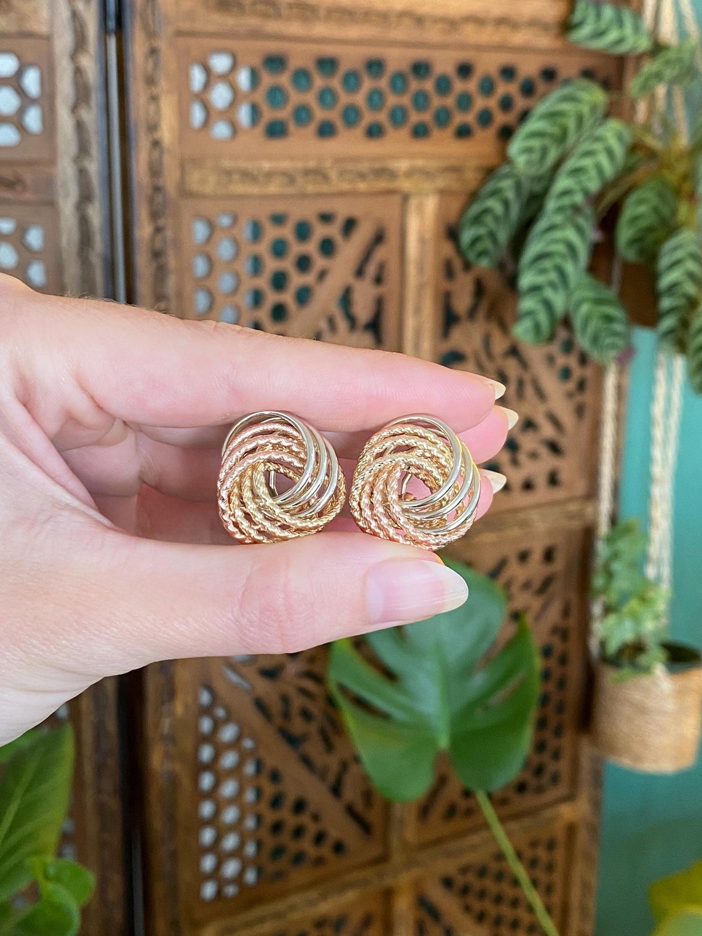 Vintage 14k Tri Tone Gold Knot Stud Earrings