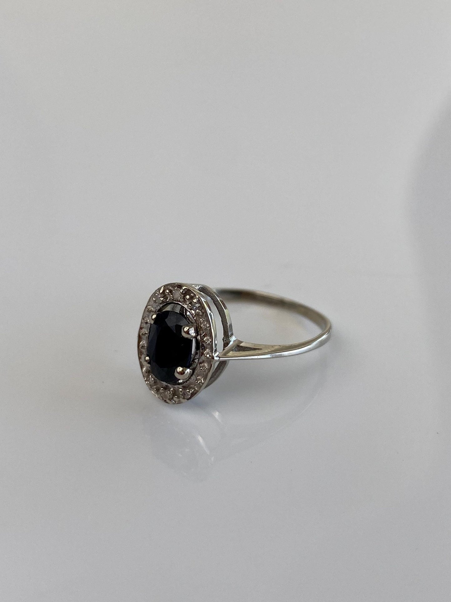 Vintage Solid 14k White Gold Diamond Halo Blue Sapphire Ring - Size 6.75