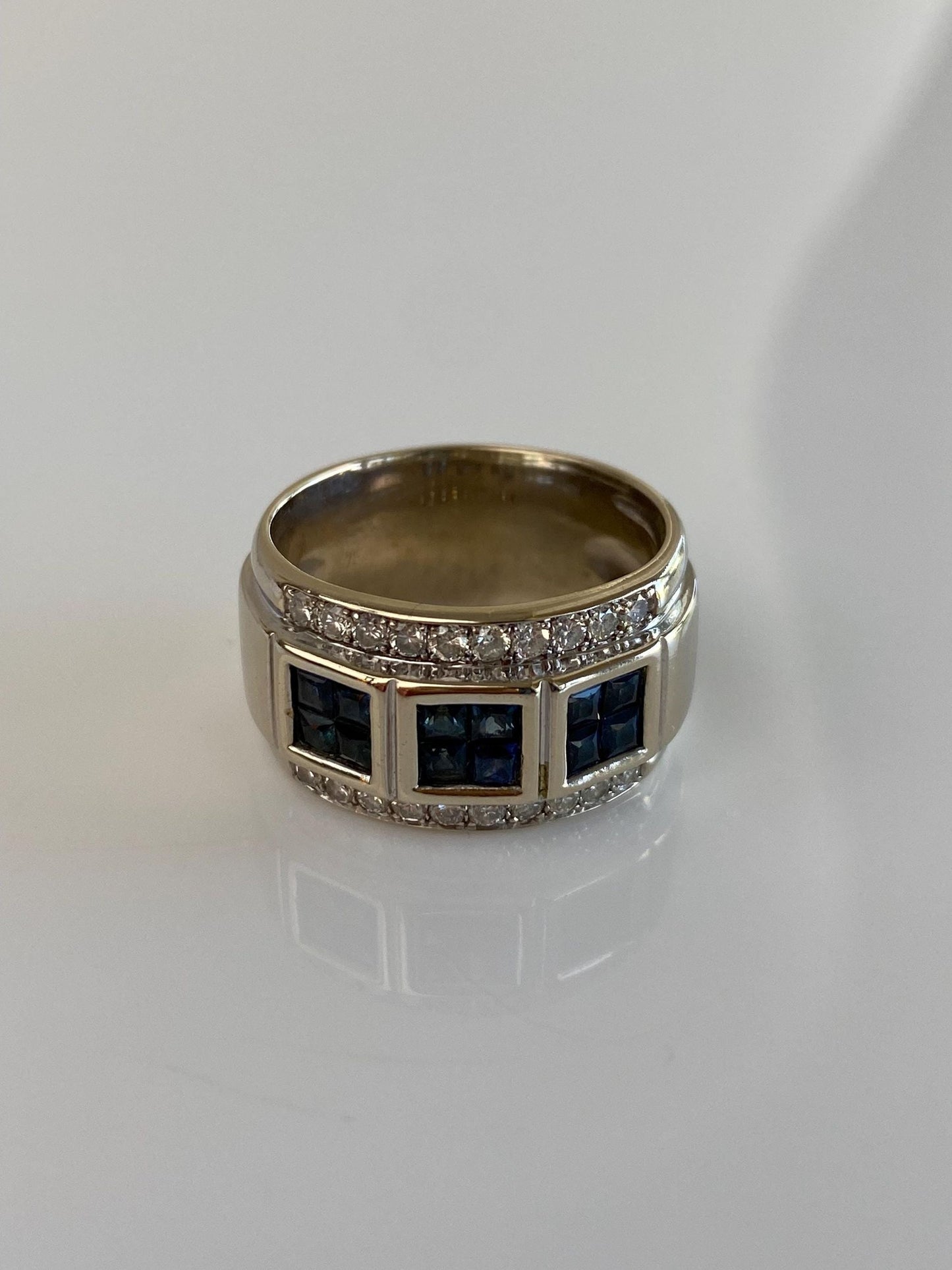 Vintage Solid 18k White Gold Blue Sapphire Diamond Ring Band - Size 7.75