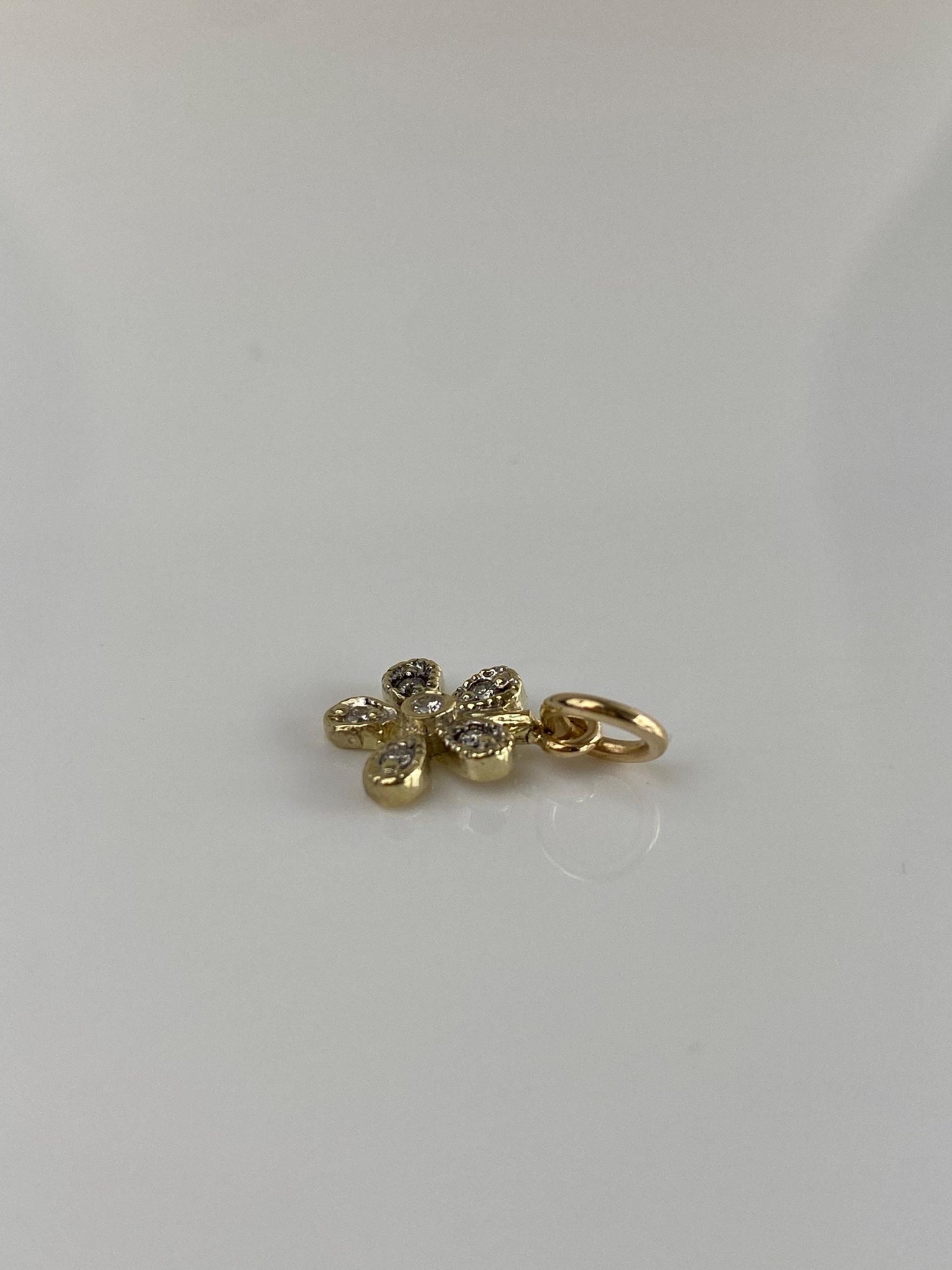 Vintage Solid 14k Yellow Gold Diamond Flower Charm