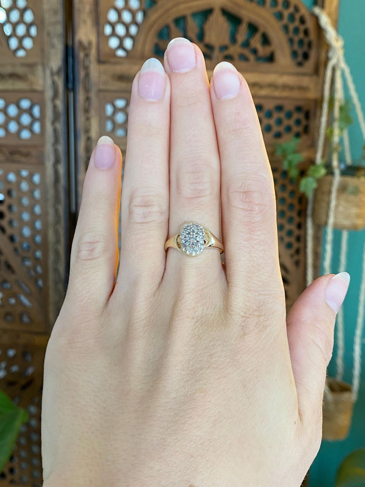 Vintage Solid 10k Yellow Gold Diamond Cluster Ring - Size 6.75
