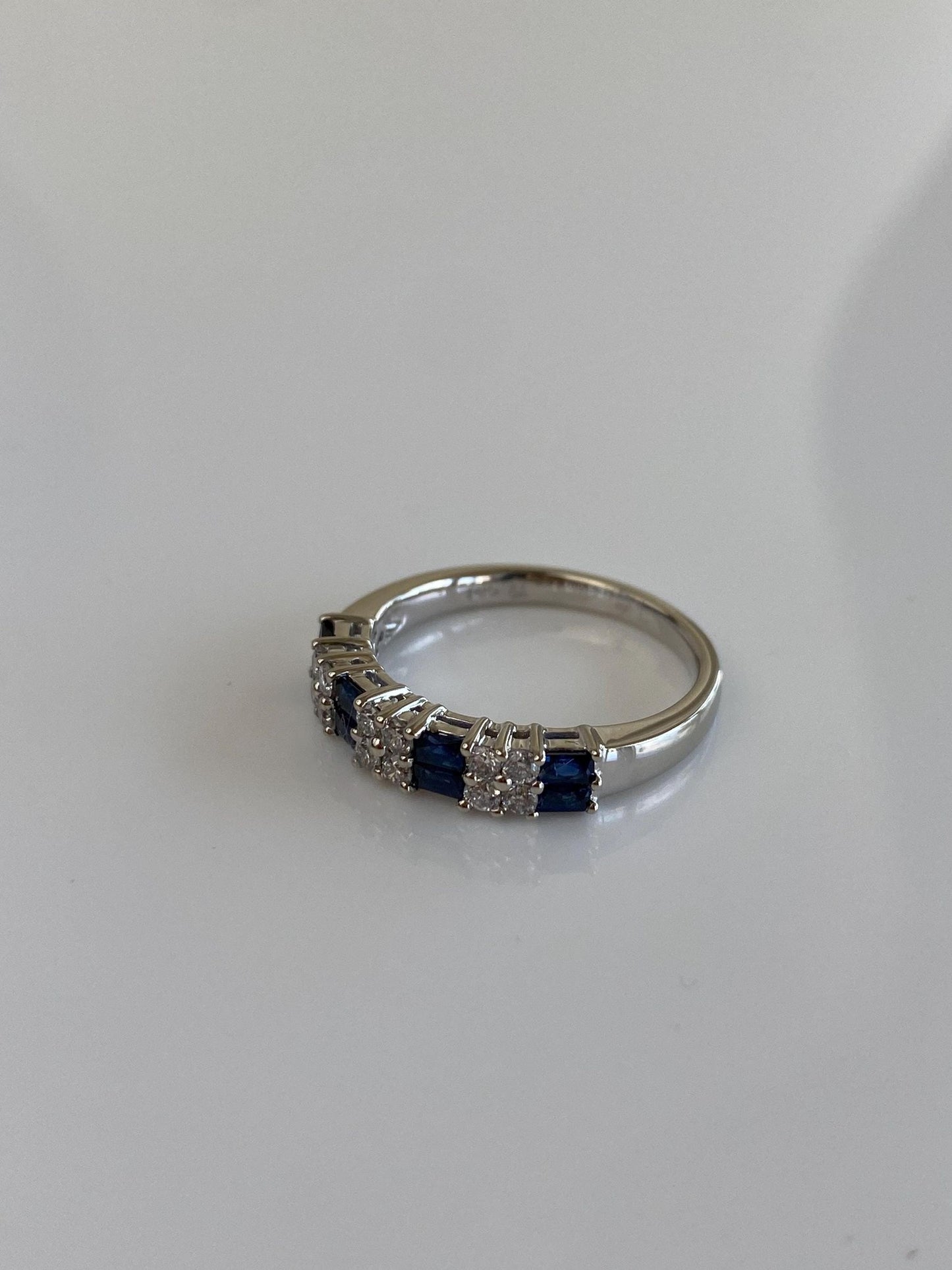 Vintage Solid 14k White Gold Diamond Blue Sapphire Ring Band - Size 7
