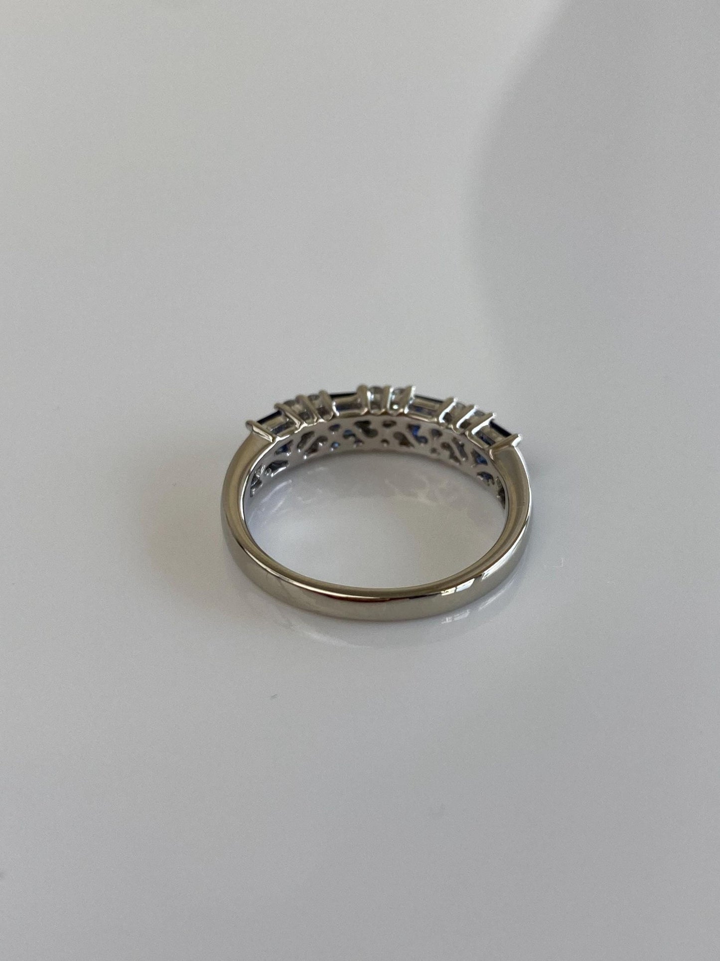 Vintage Solid 14k White Gold Diamond Blue Sapphire Ring Band - Size 7