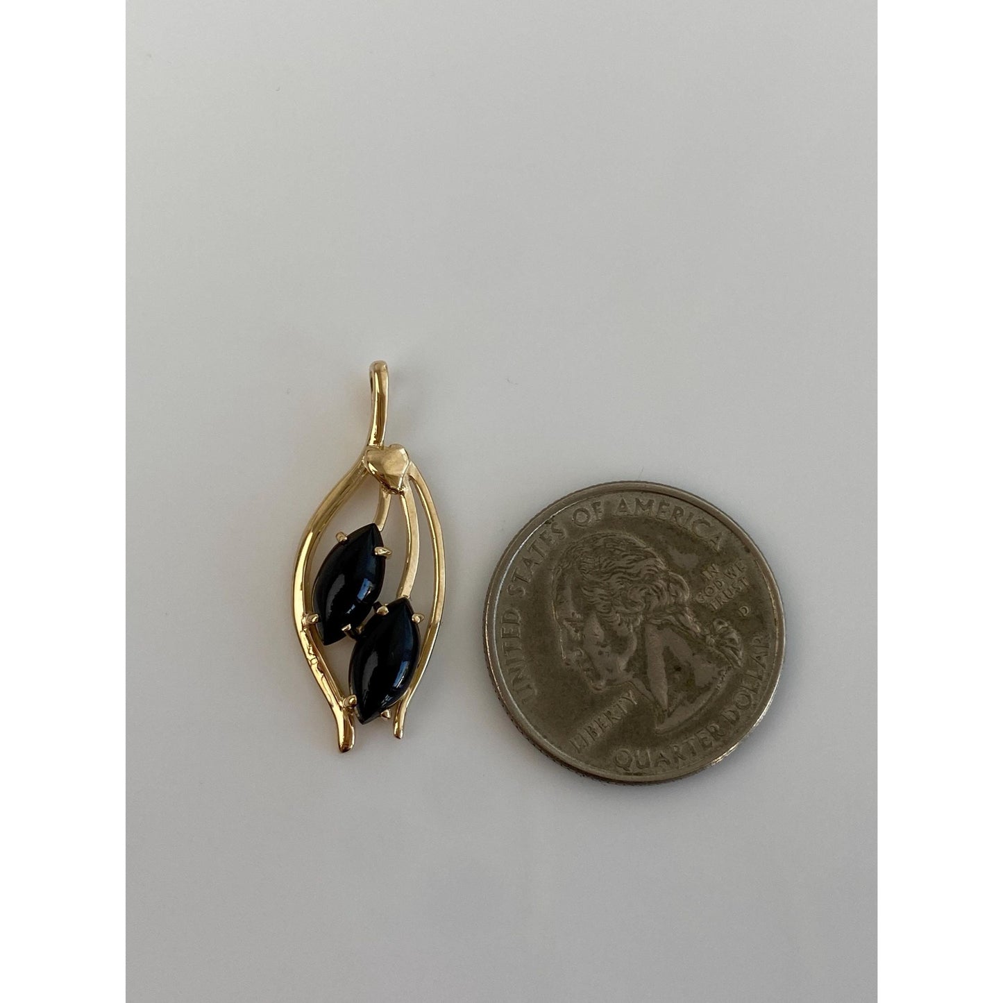 Vintage Solid 14k Yellow Gold Black Onyx Charm