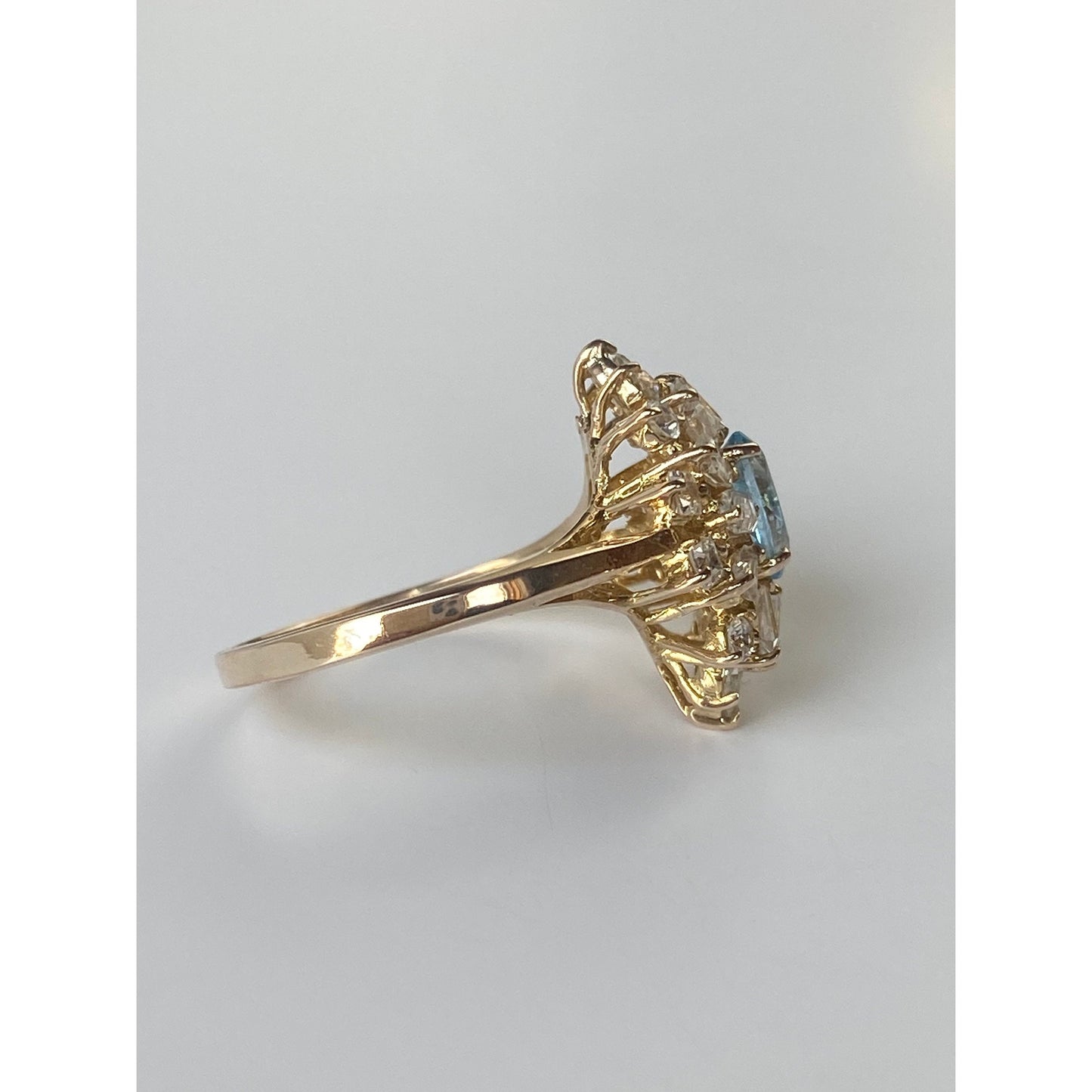 Vintage Solid 10k Aquamarine Clear Cubic Zirconia Halo Ring - Size 7.75