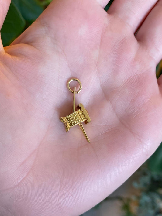 Vintage 14k Yellow Gold Charm
