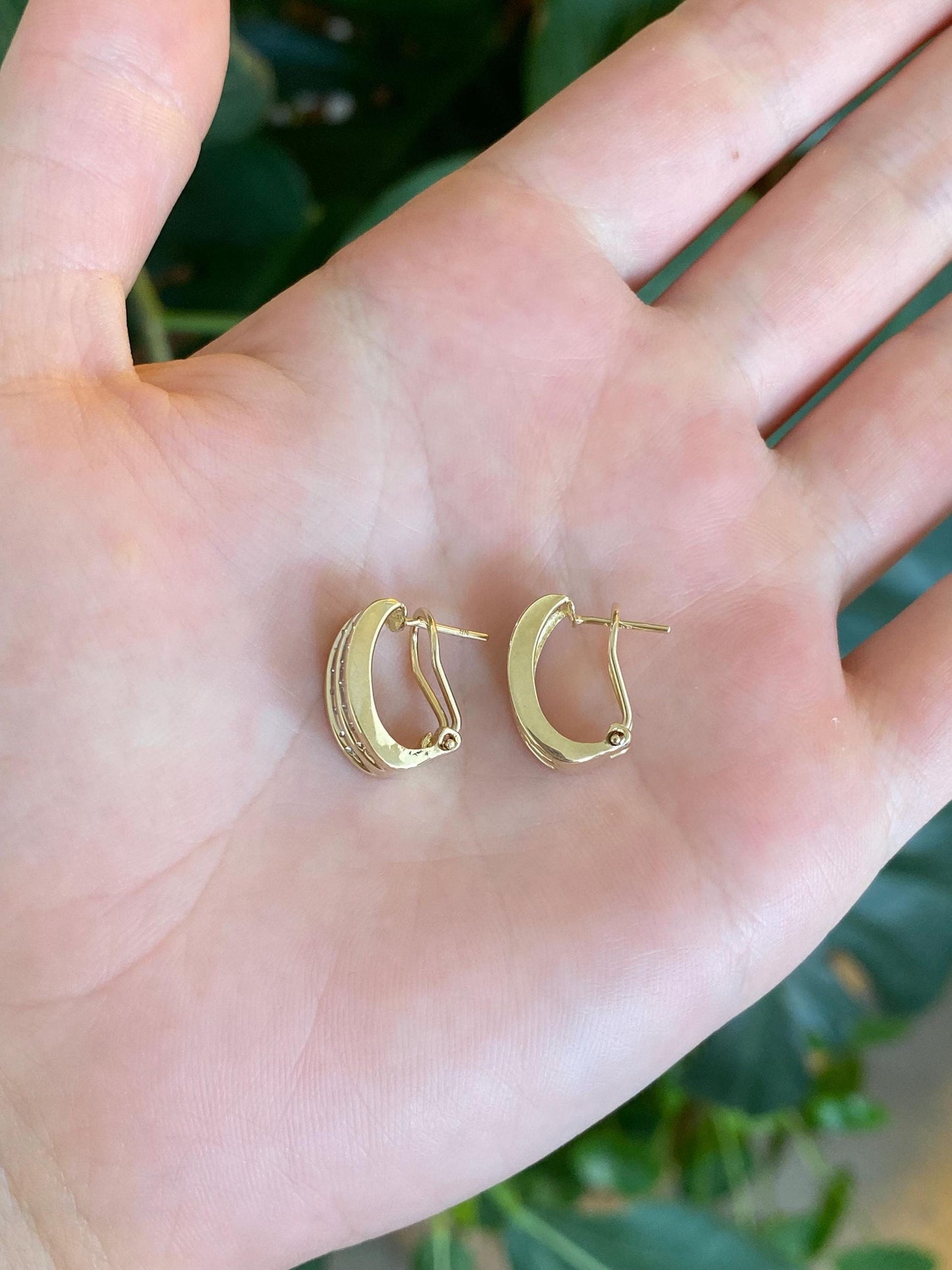 Vintage Solid 14k Yellow Gold Diamond Drop Earrings