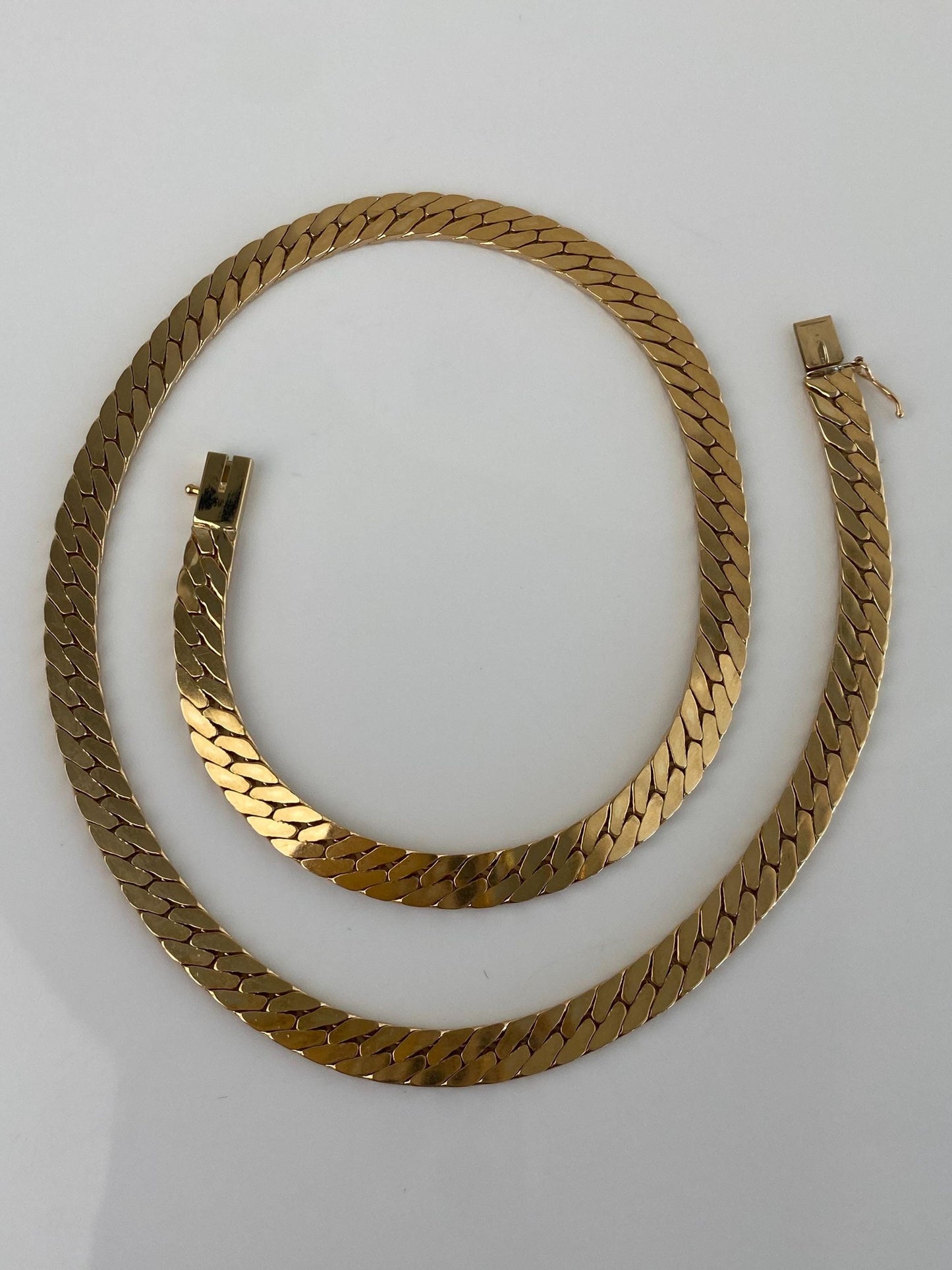 Vintage Solid 14k Yellow Gold Herringbone Chain Necklace - 16.5 inches