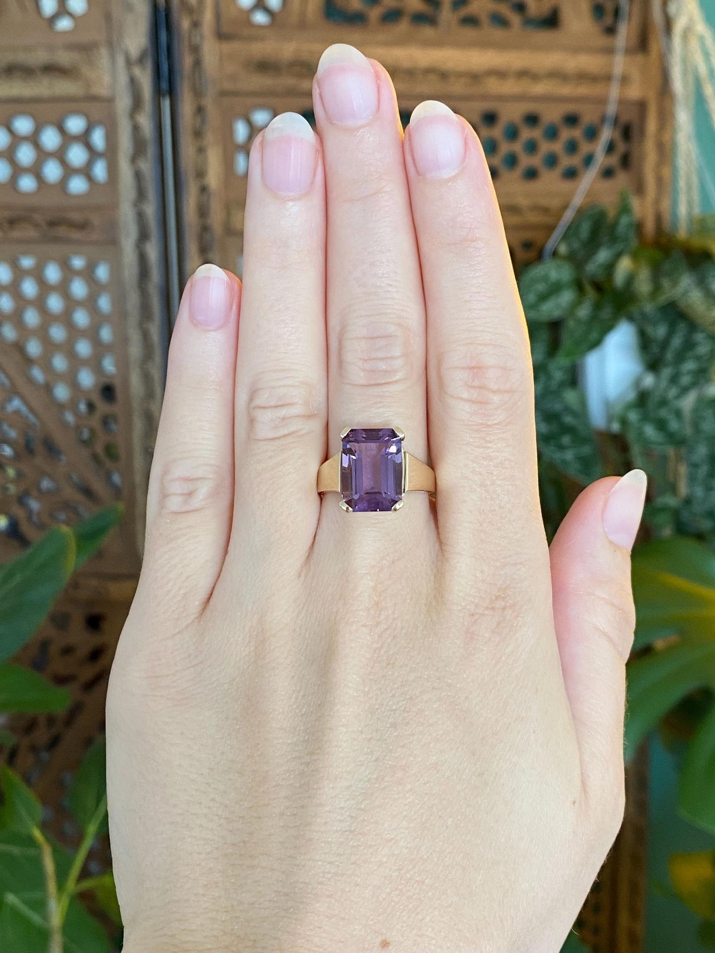 Vintage Solid 10k Yellow Gold Amethyst Ring - Size 7.5