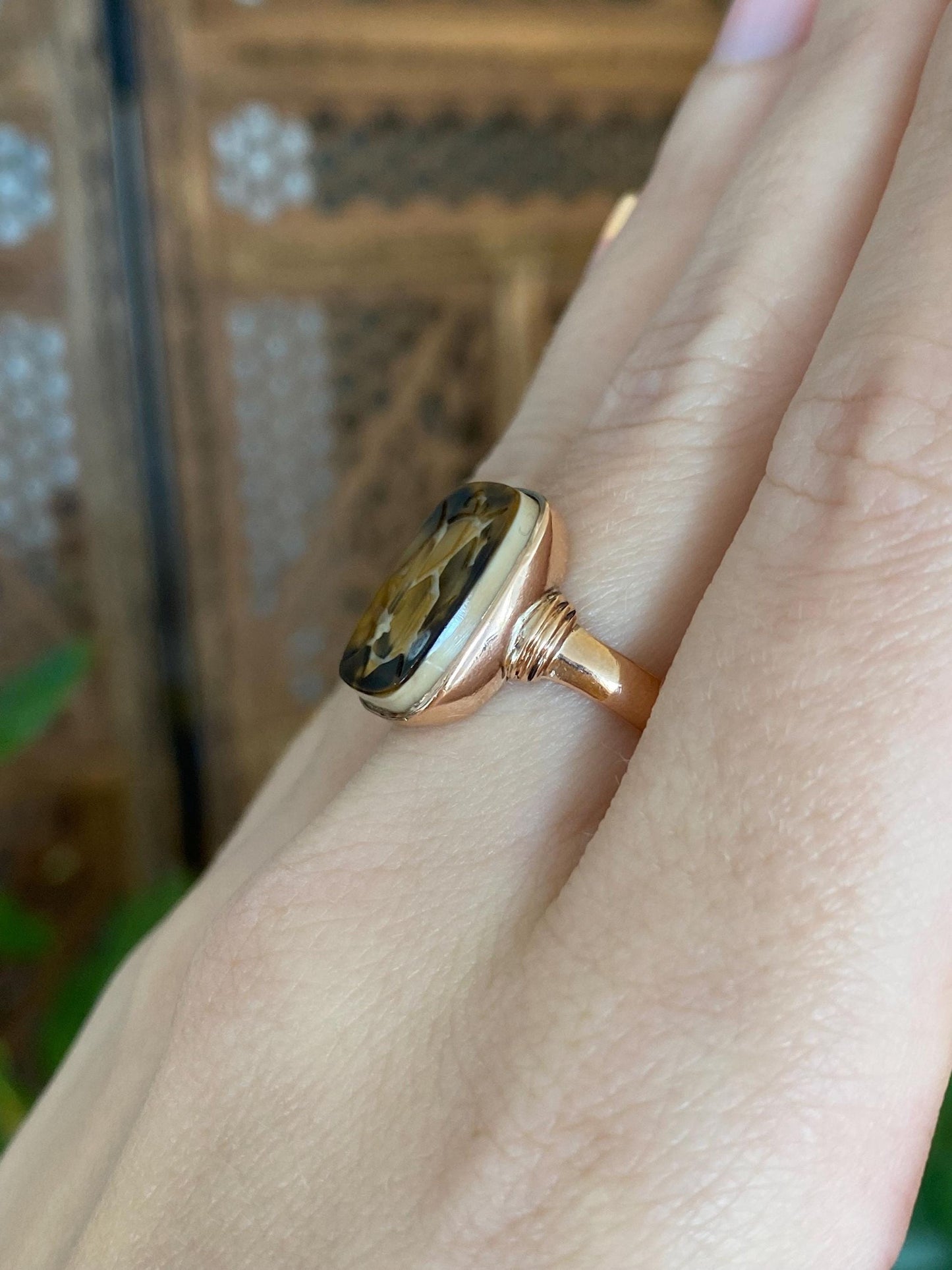 Vintage Solid 10k Rose Gold Carved Agate Monogram Ring - Size 7.75