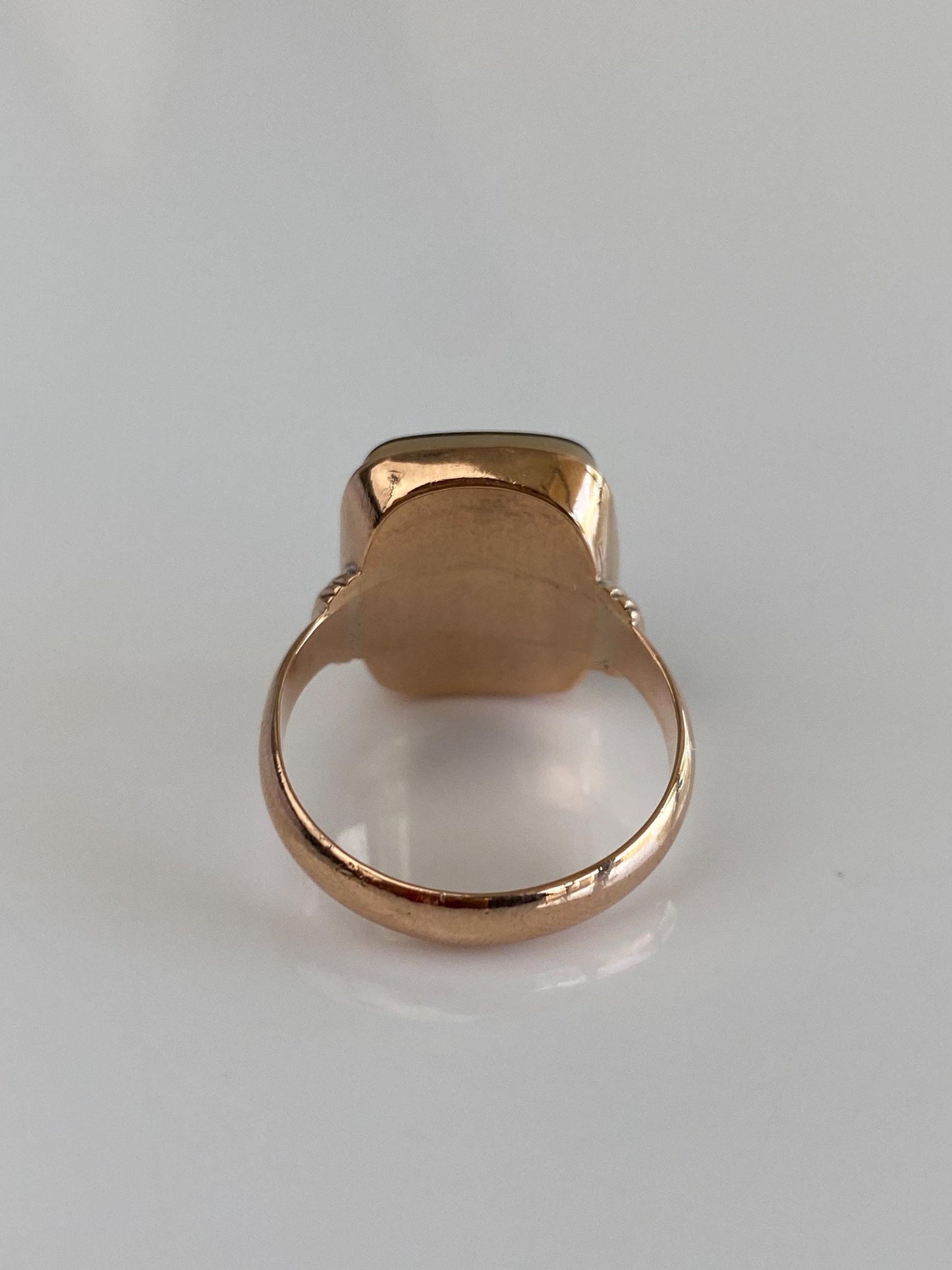 Vintage Solid 10k Rose Gold Carved Agate Monogram Ring - Size 7.75