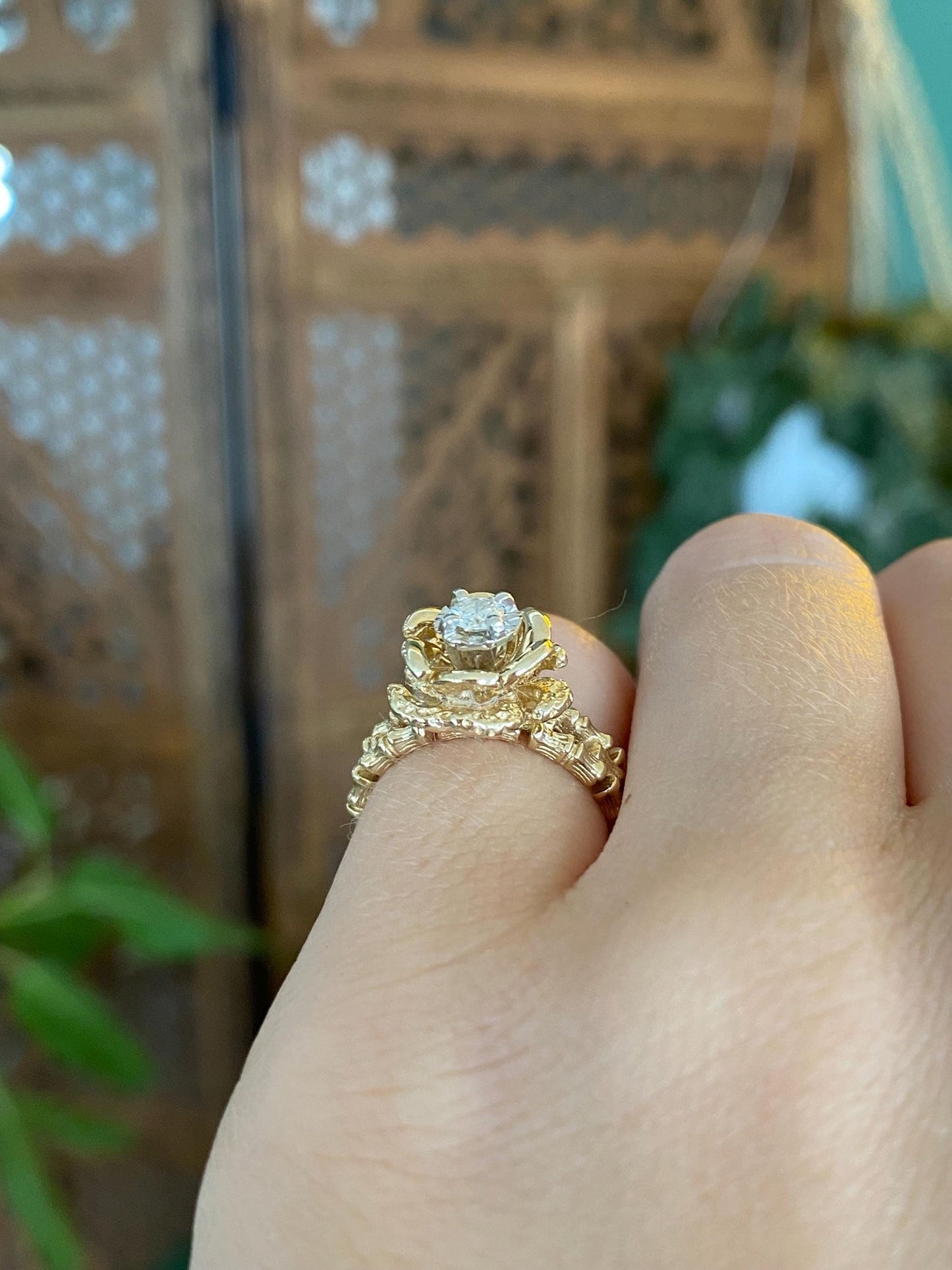 Vintage Solid 14k White & Yellow Gold Diamond Rose Ring - Size 4.5