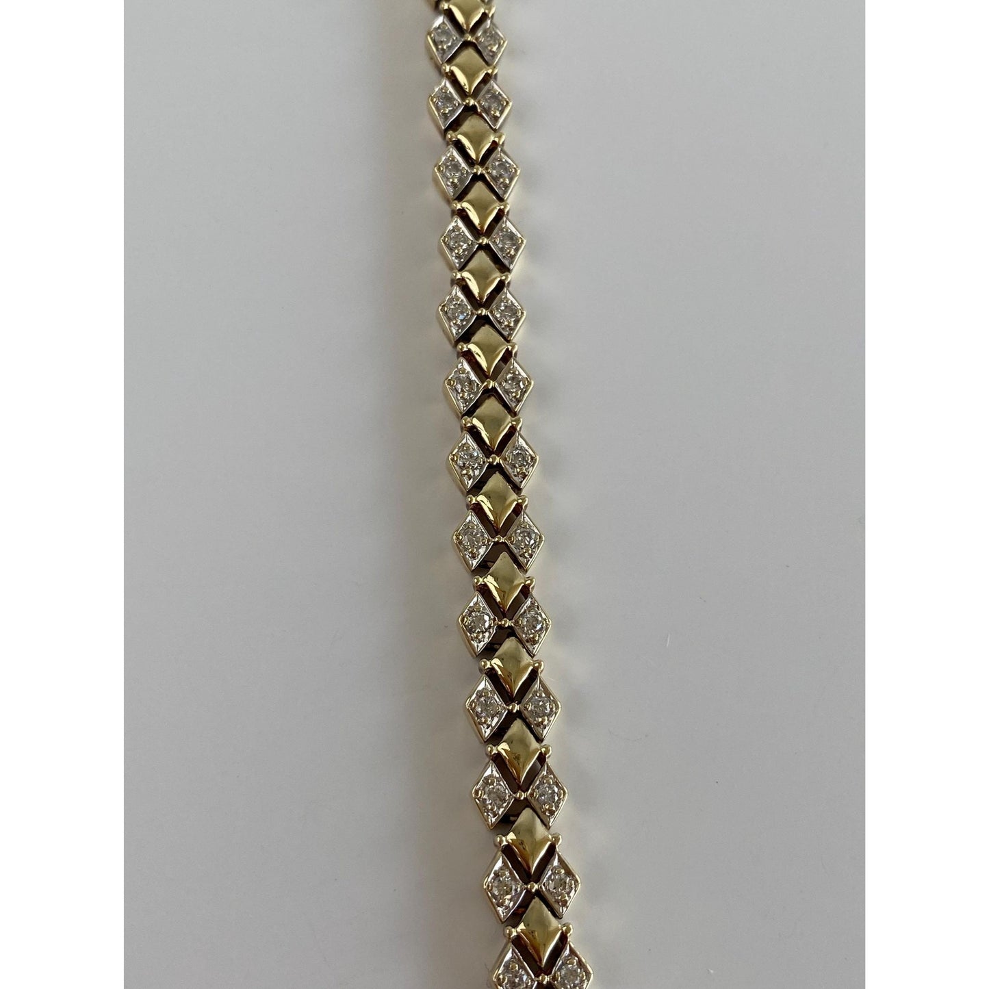 Solid 14k Yellow Gold Diamond Diamond Pattern Link Bracelet - 7 inches