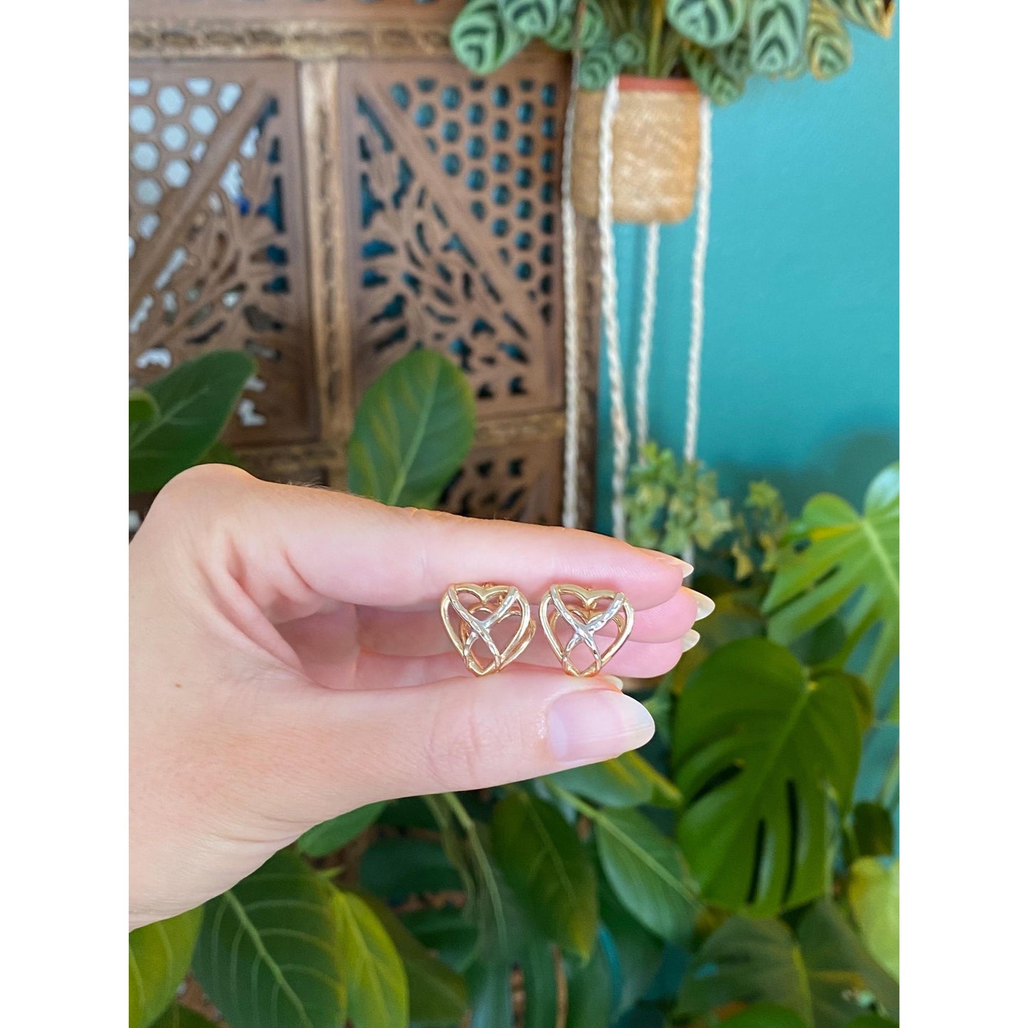 Vintage Solid 10k White & Yellow Gold Diamond Cut Heart Hoop Earrings