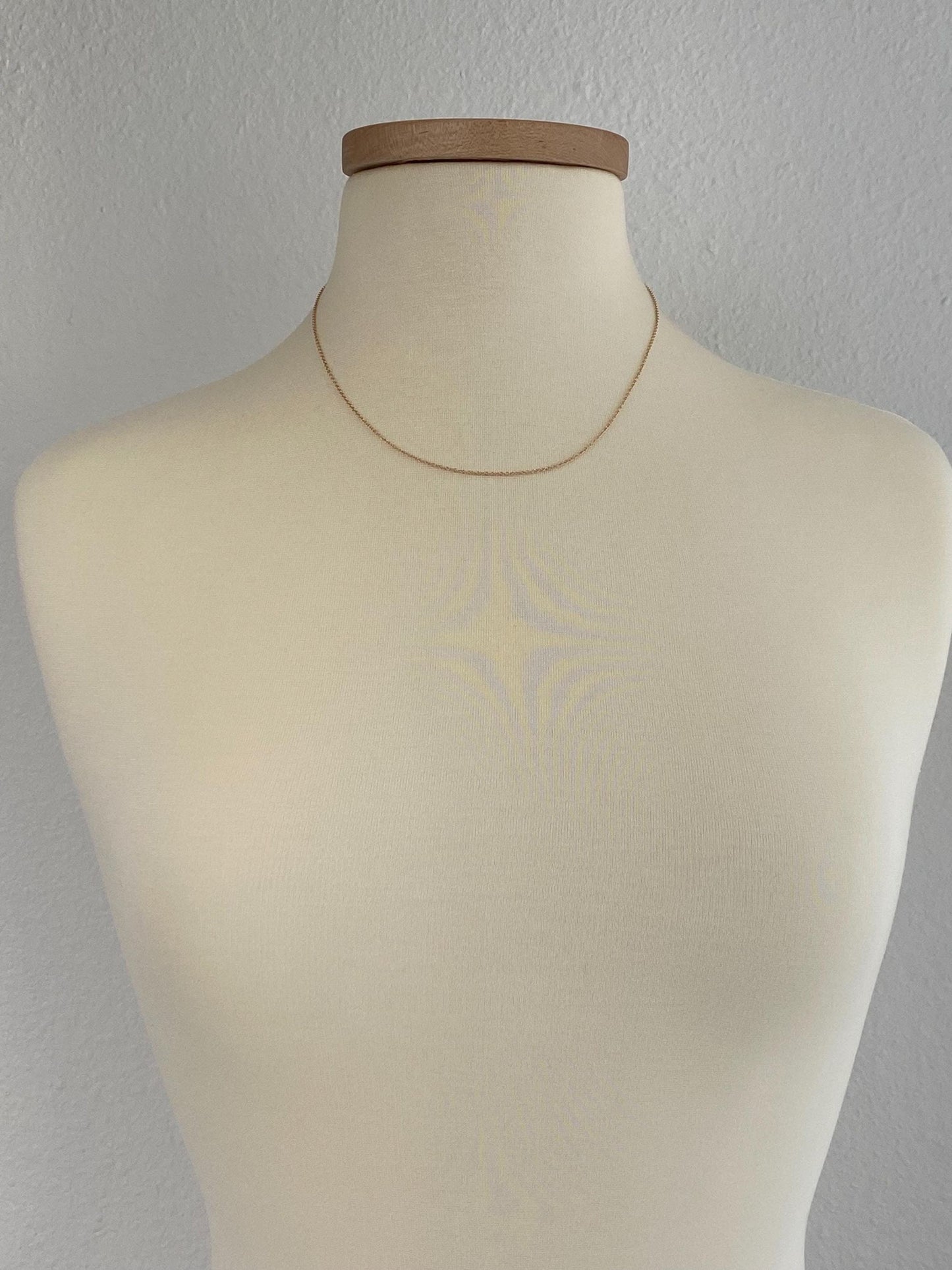 Vintage Solid 10k Yellow Gold Dainty Rolo Chain Necklace - 18.5 inches