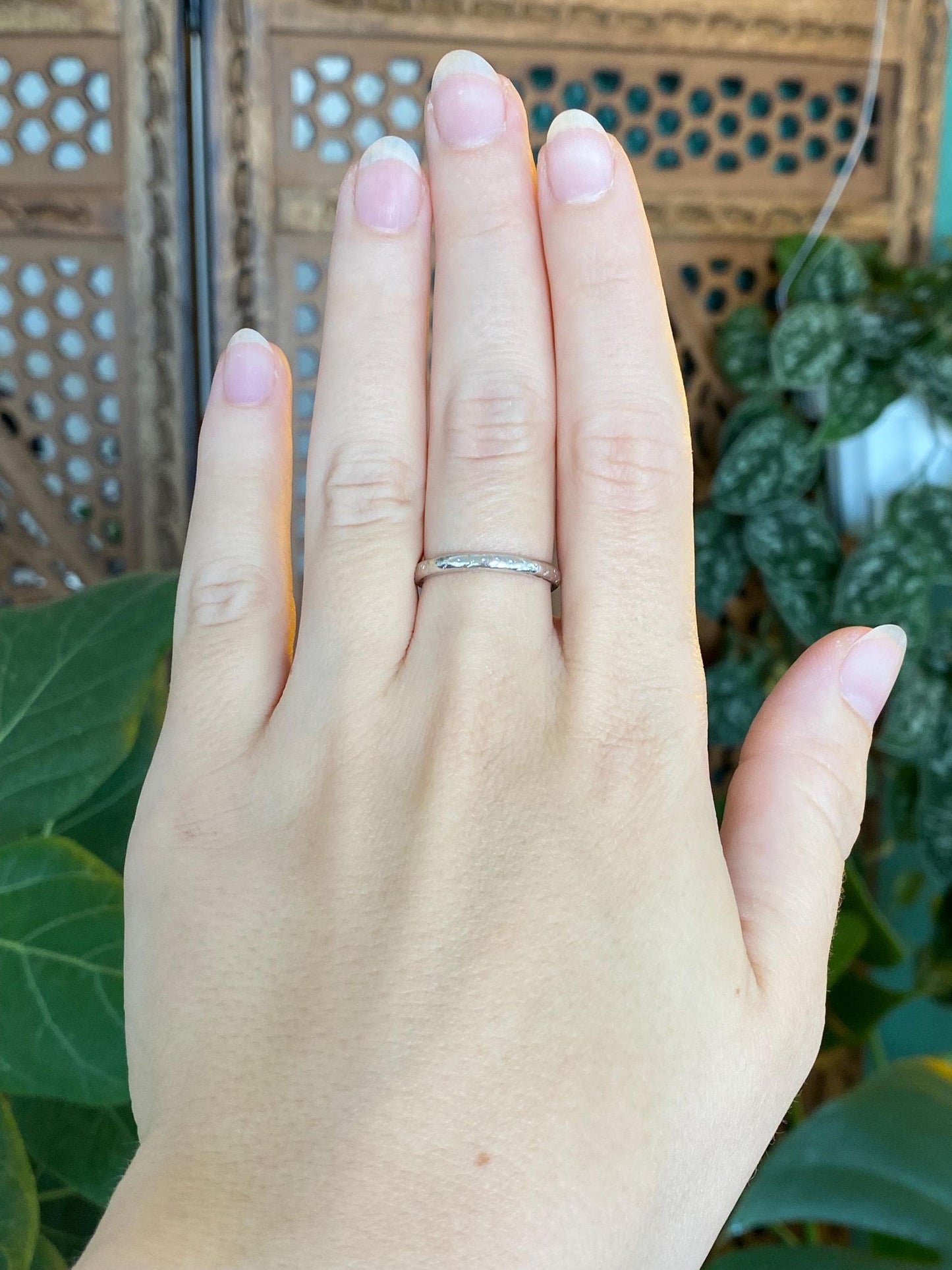 Vintage Solid 14k Yellow Gold & Platinum Designed Ring Band - Size 7