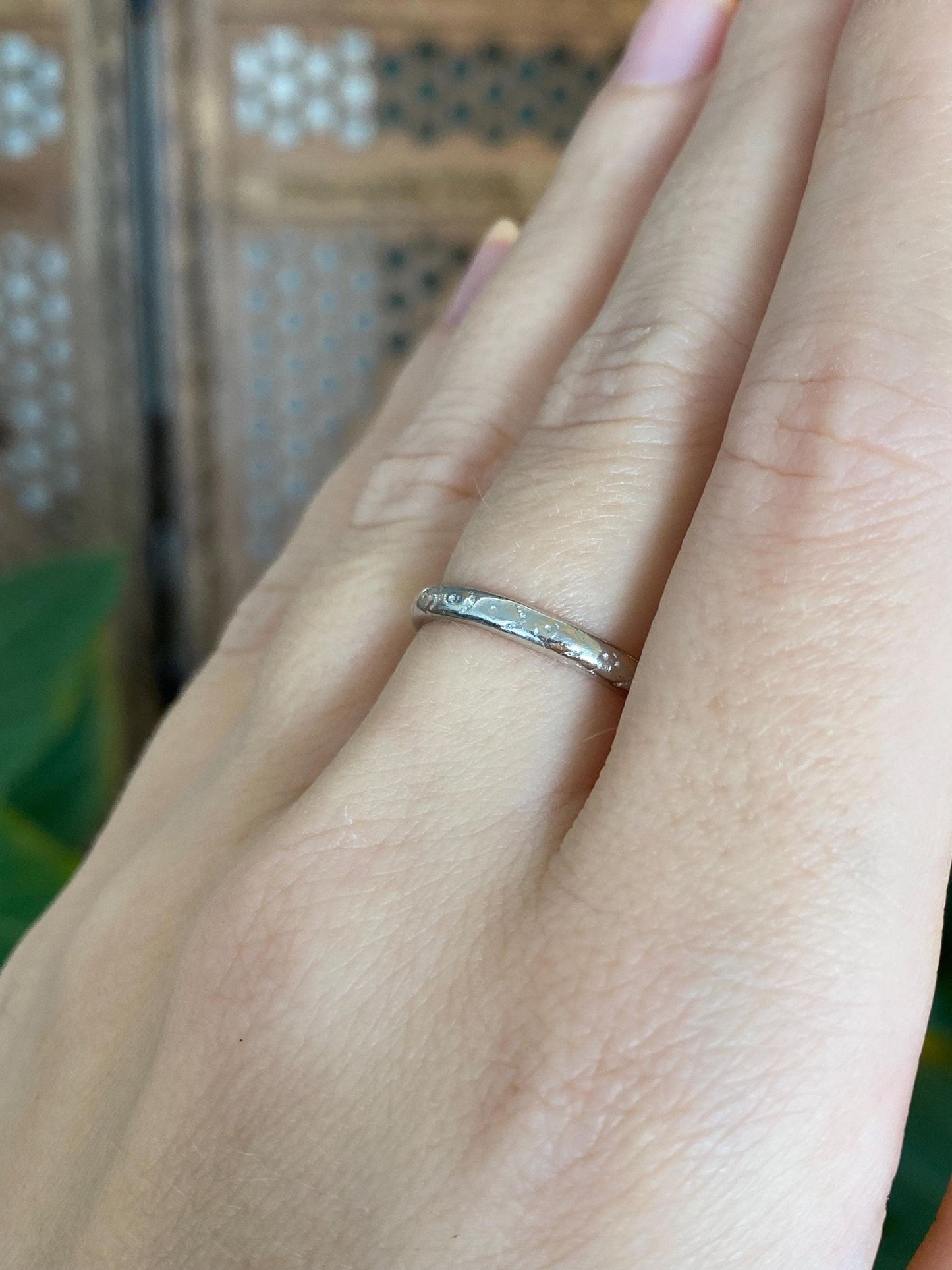 Vintage Solid 14k Yellow Gold & Platinum Designed Ring Band - Size 7