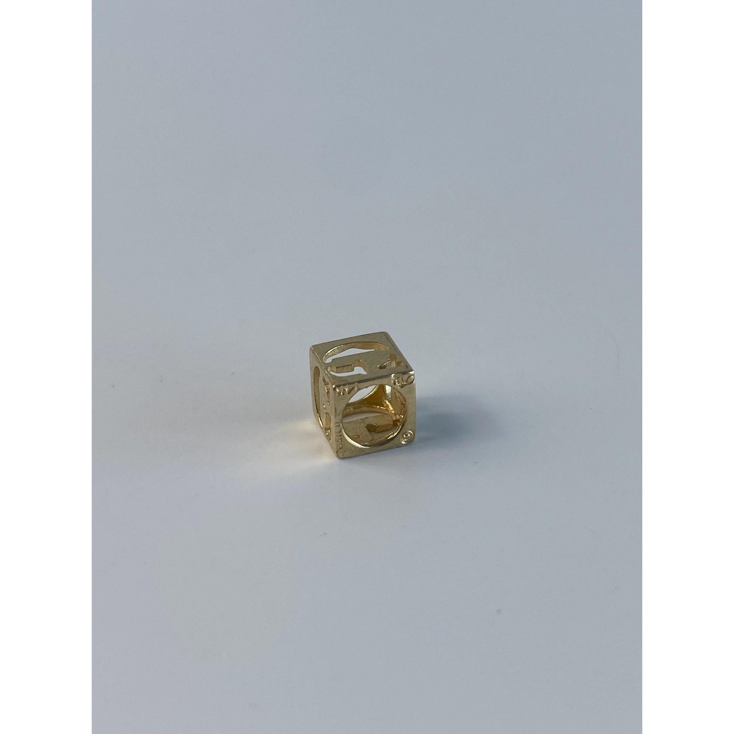 Vintage Solid 14k Yellow Gold Open Cube 'G' Charm