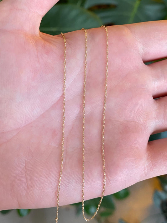 Vintage Solid 14k Yellow Gold Dainty Chain Necklace - 15.5 inches