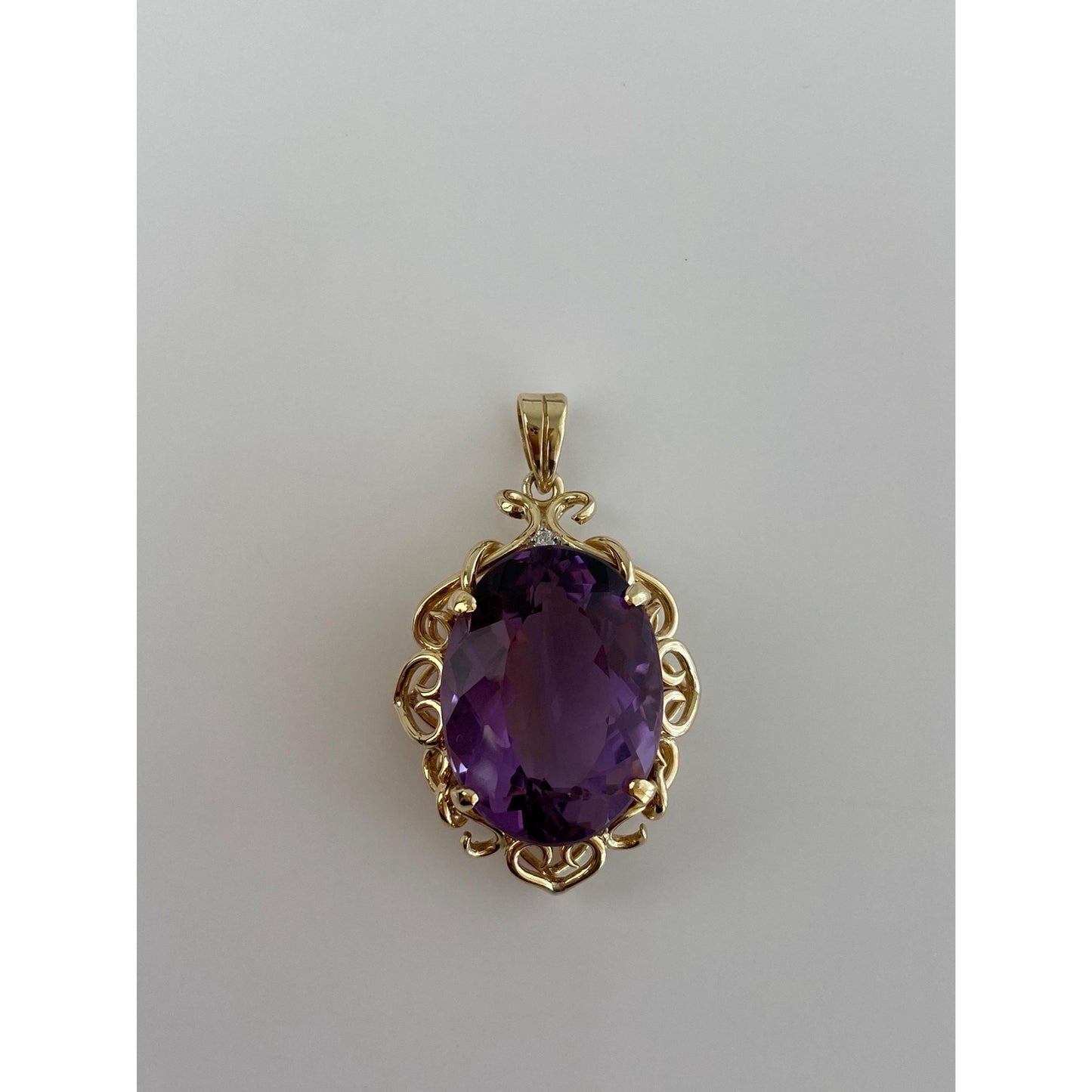 Vintage Solid 14k Yellow Gold Diamond Amethyst Charm