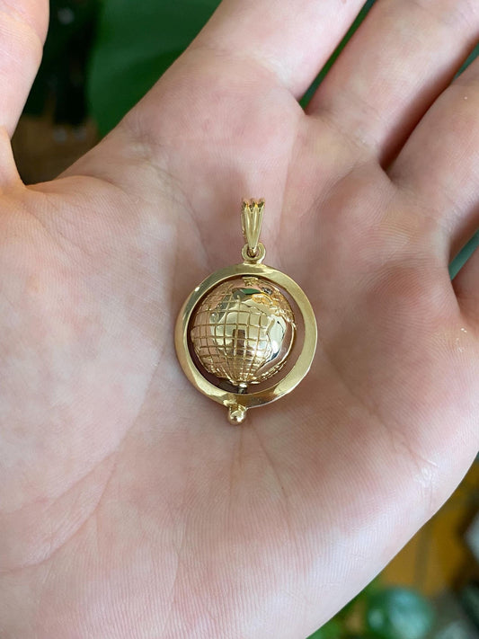 Vintage 14k Yellow Gold Articulated Diamond Globe Charm